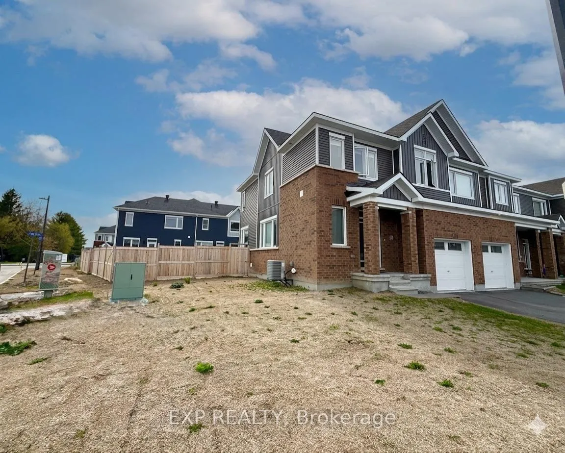 Photo 4 of 51 Pizzicato Street, Ottawa, Mer Bleue/Bradley Estates/Anderson Park — HOMEH