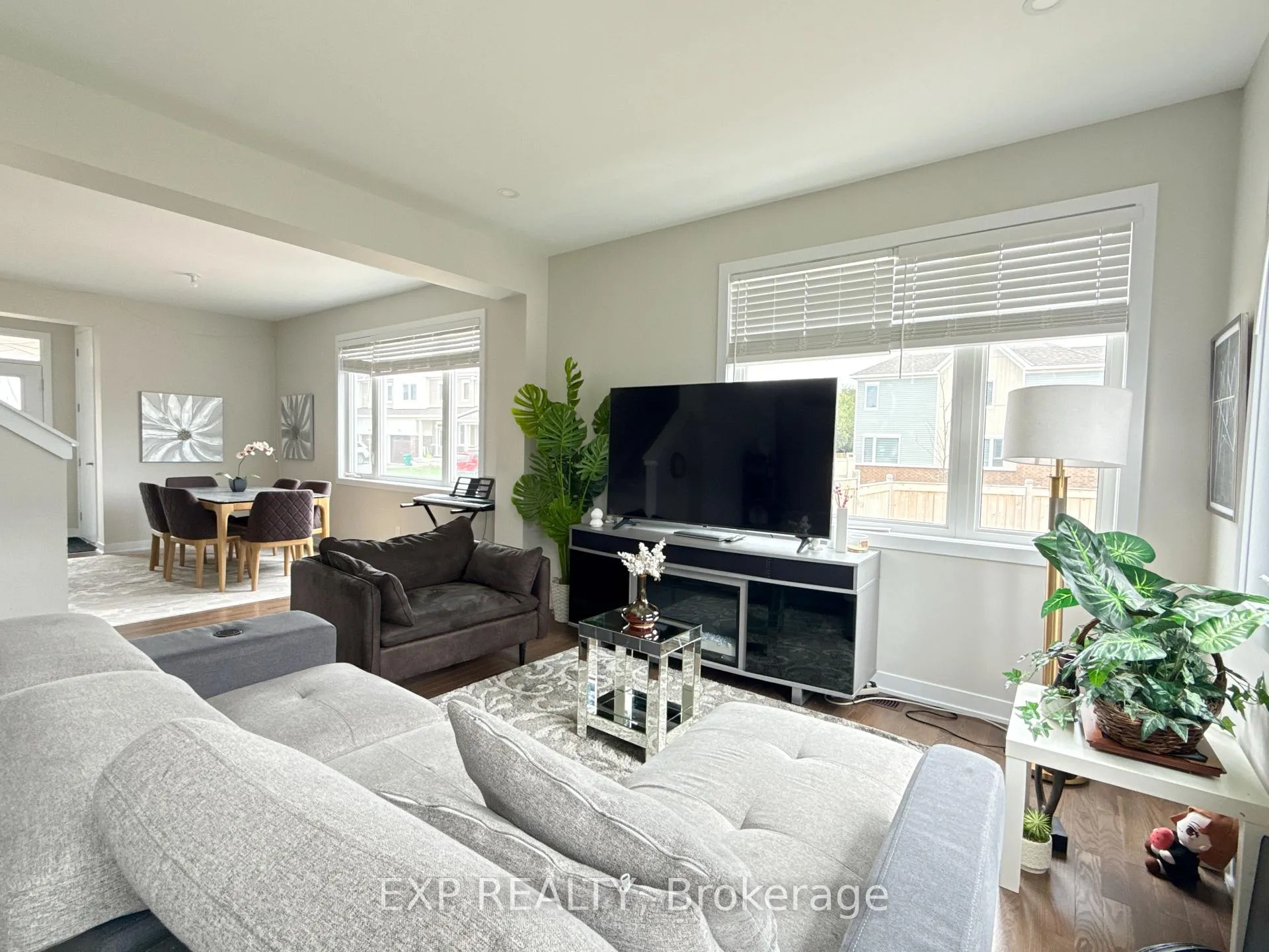 Photo 6 of 51 Pizzicato Street, Ottawa, Mer Bleue/Bradley Estates/Anderson Park — HOMEH