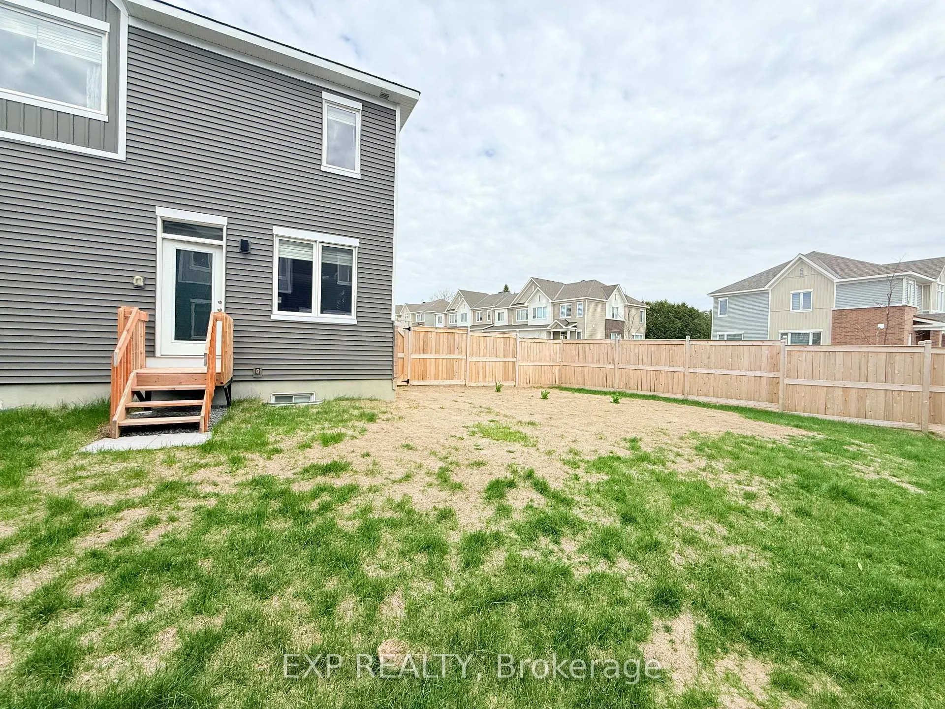Photo 33 of 51 Pizzicato Street, Ottawa, Mer Bleue/Bradley Estates/Anderson Park — HOMEH