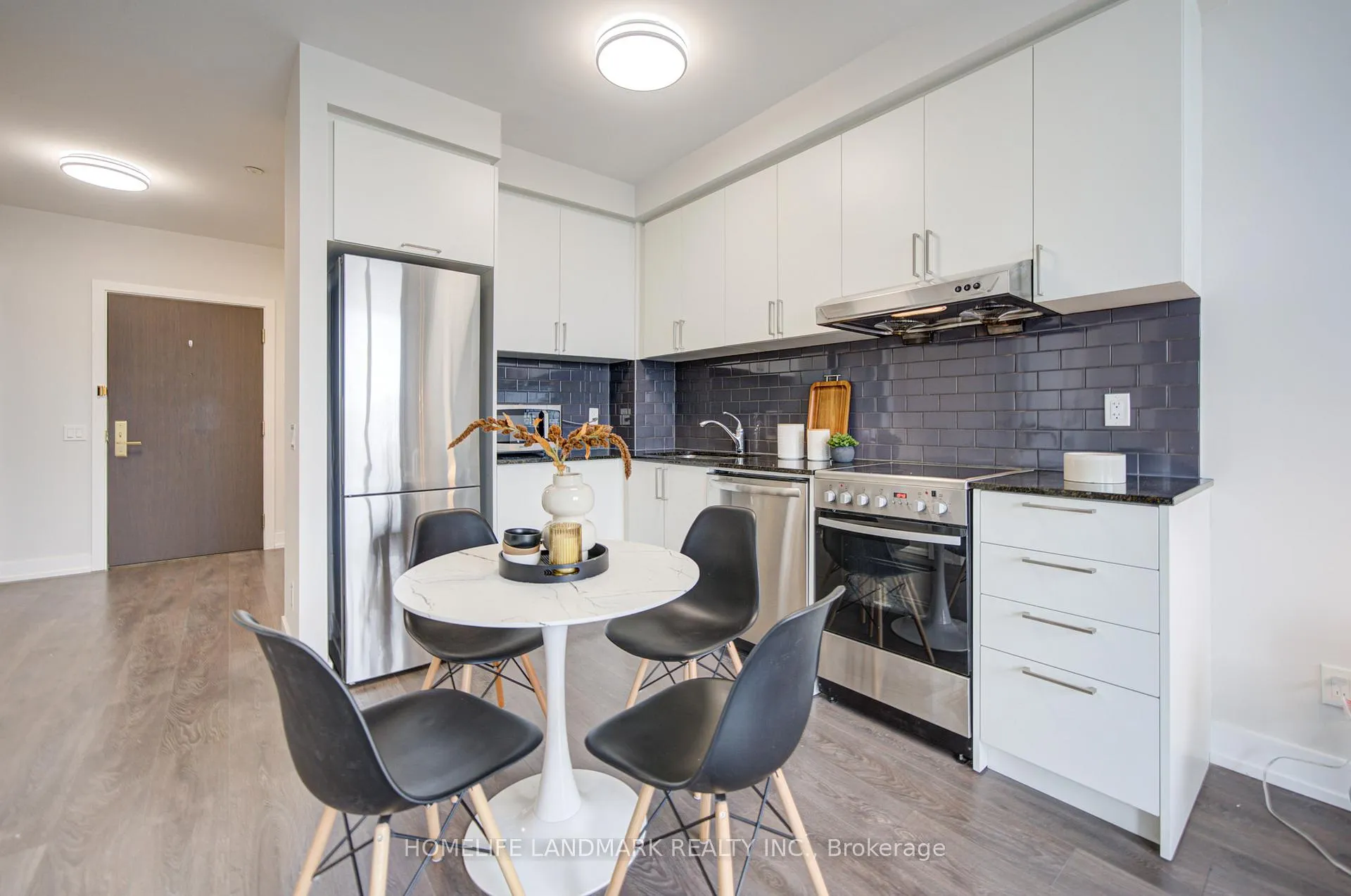 Photo 18 of Unit 712W, 268 Buchanan Drive, Markham, Unionville — HOMEH