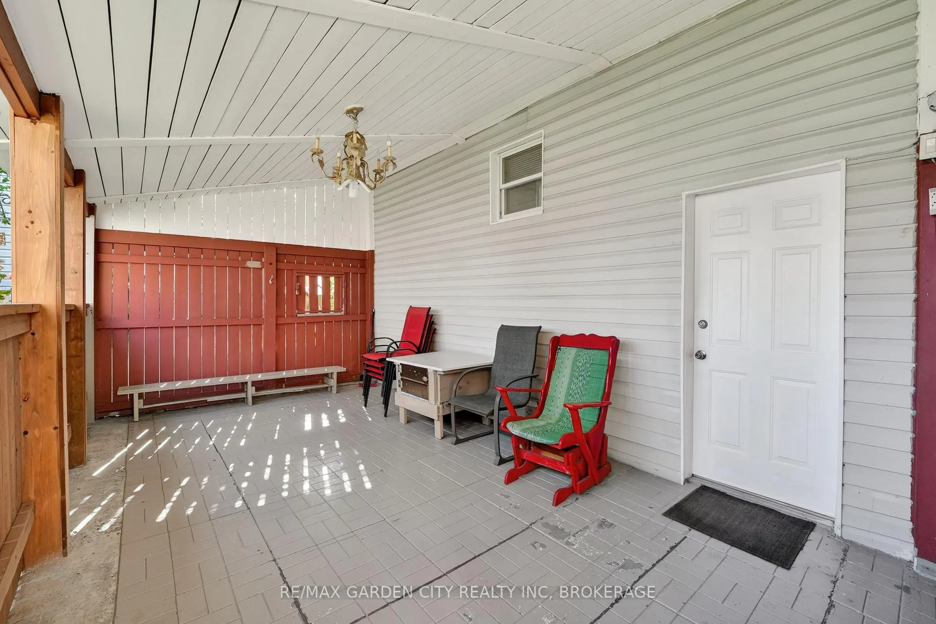 Photo 30 of 3 Delaware Avenue, St. Catharines, Facer — HOMEH