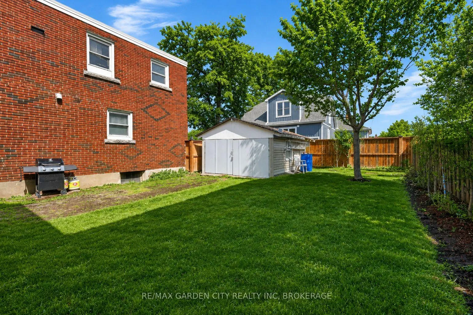 Photo 33 of 3 Delaware Avenue, St. Catharines, Facer — HOMEH