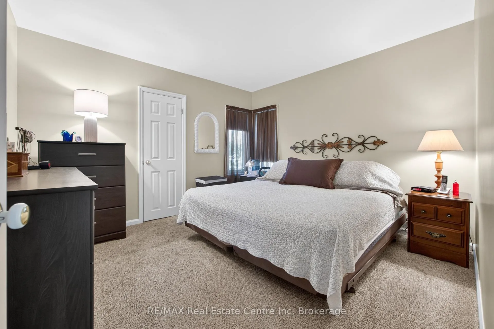 Photo 19 of 188 Edwin Street, Kitchener — HOMEH