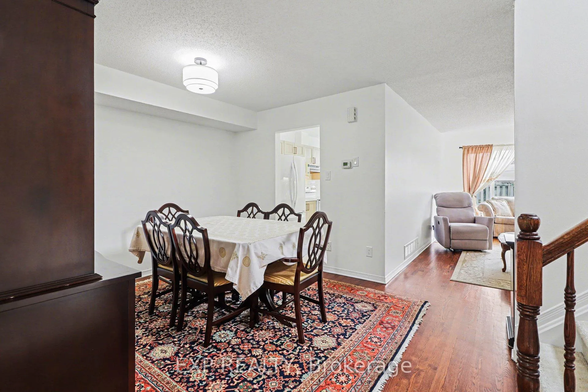 Photo 5 of 1504 Duplante Avenue, Ottawa, Fallingbrook/Pineridge — HOMEH