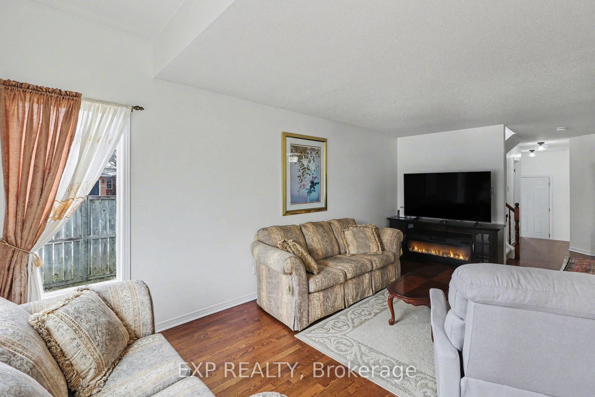 Photo 10 of 1504 Duplante Avenue, Ottawa, Fallingbrook/Pineridge — HOMEH