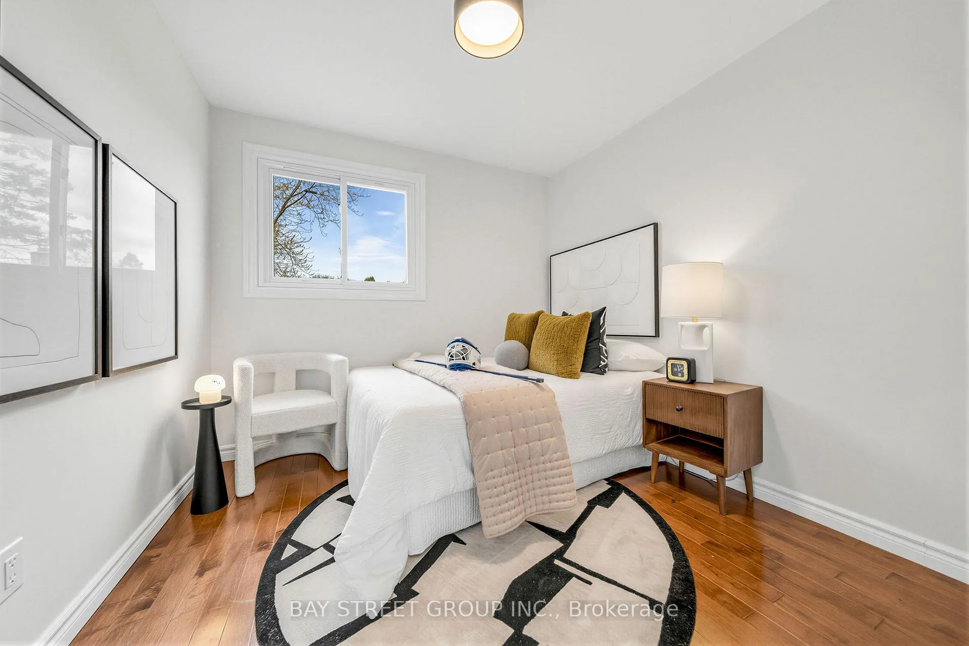 Photo 33 of 62 Captain Rolph Court, Markham, Markham Village — HOMEH