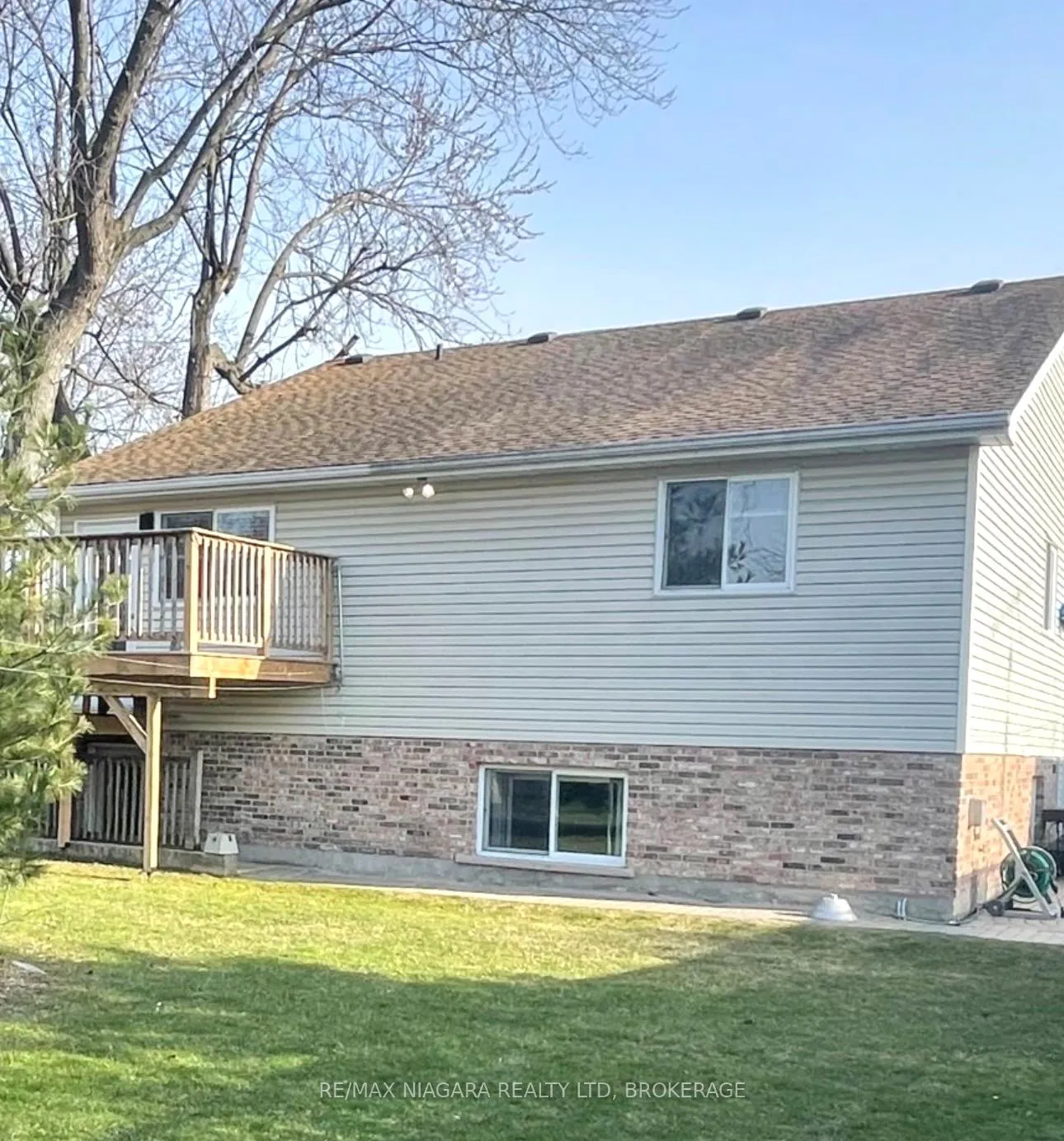 Photo 8 of 7731 Mulhern Street, Niagara Falls, Ascot — HOMEH