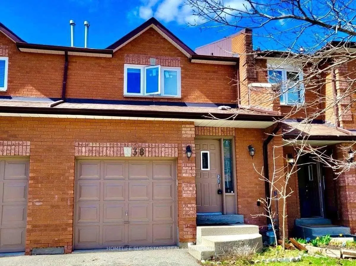 Front of Unit 38, 550 Steddick Court