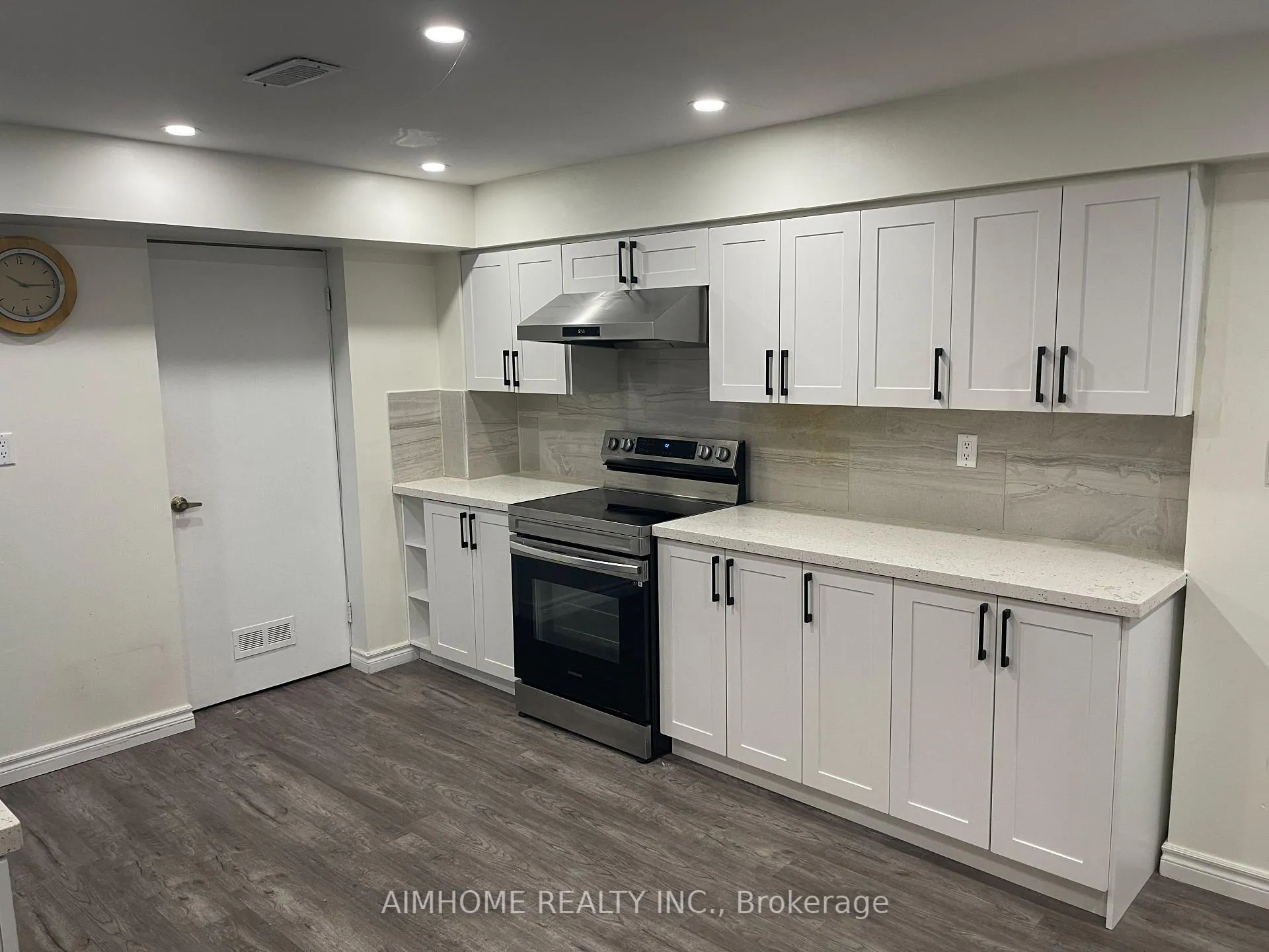 Photo 11 of Unit Bsmnt, 58 Hewlett Crescent, Markham, Markville — HOMEH