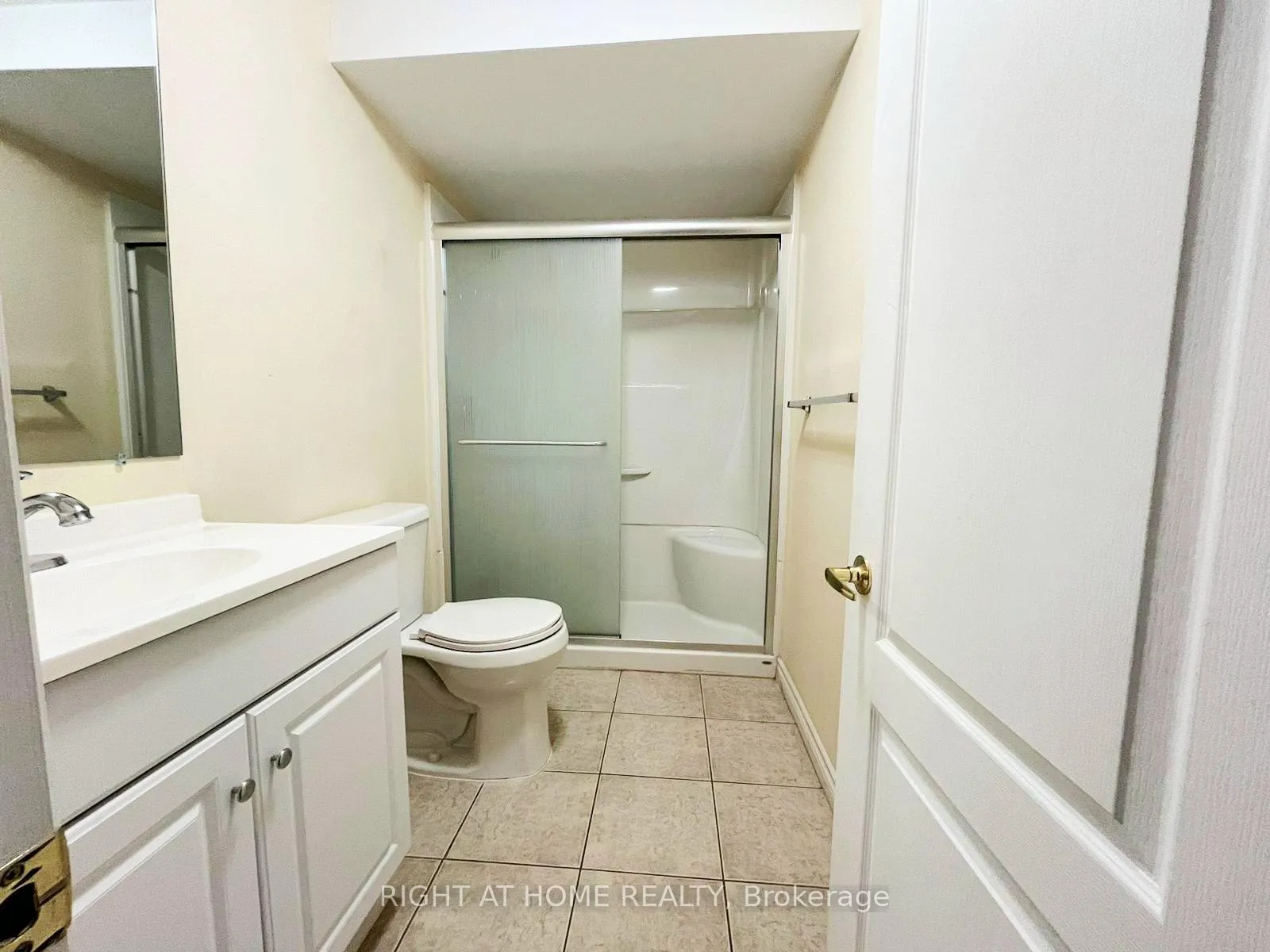 Photo 5 of Unit Bsmt, 3336 Raindance Crescent, Mississauga, Lisgar — HOMEH
