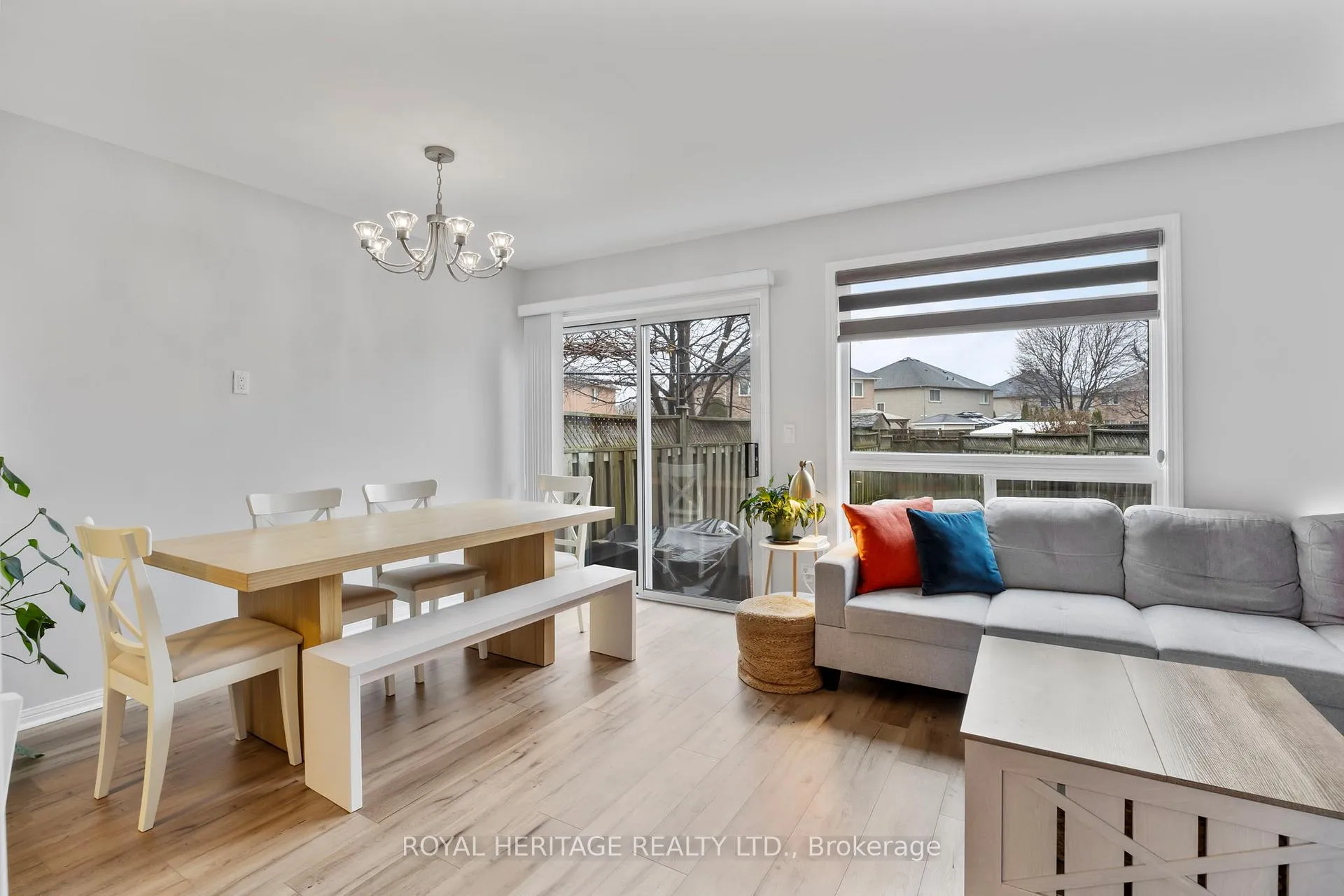 Photo 13 of 1251 Quest Circle, Mississauga, Meadowvale Village — HOMEH