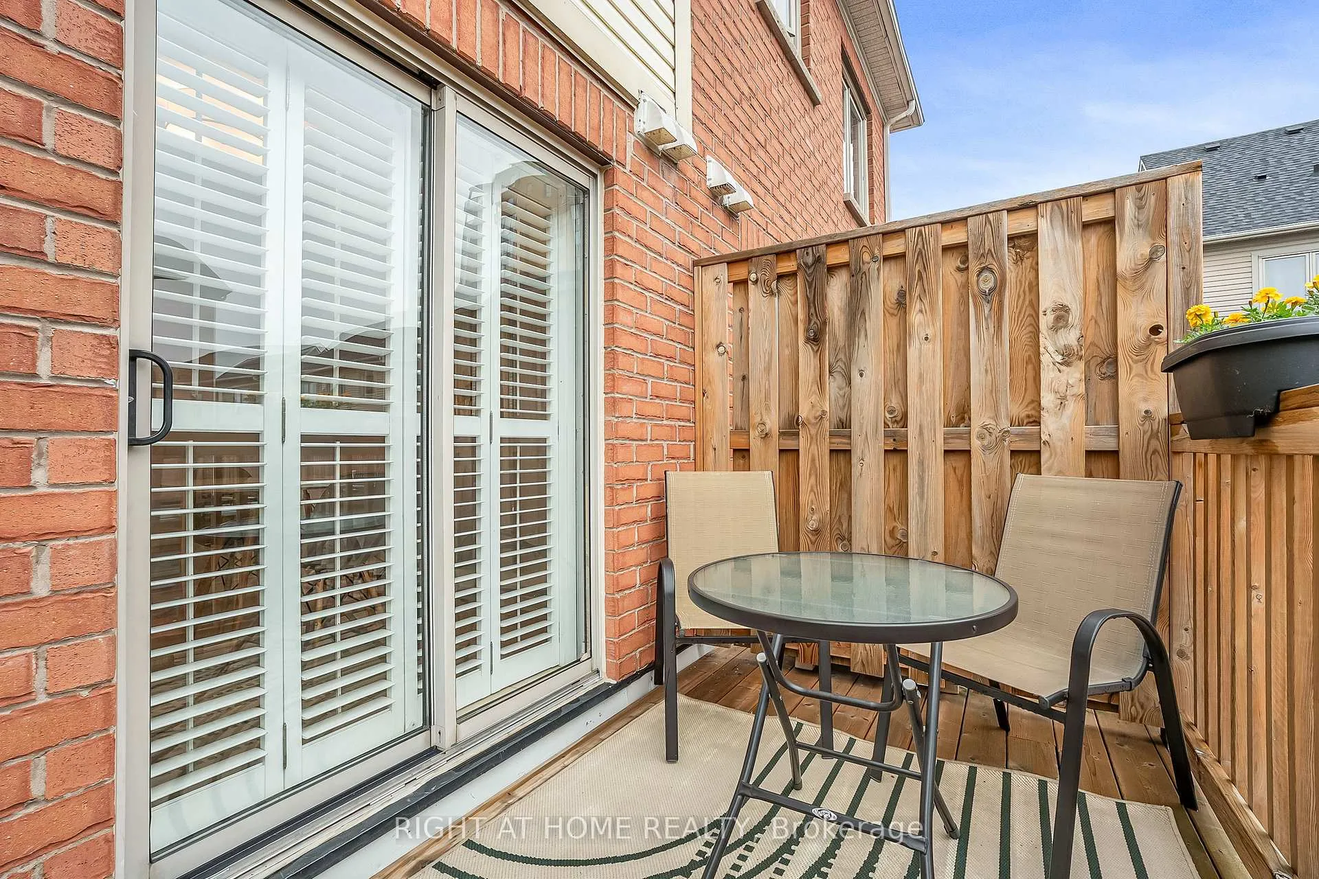 Photo 33 of Unit 5, 141 Thirteenth Street, Etobicoke, New Toronto — HOMEH