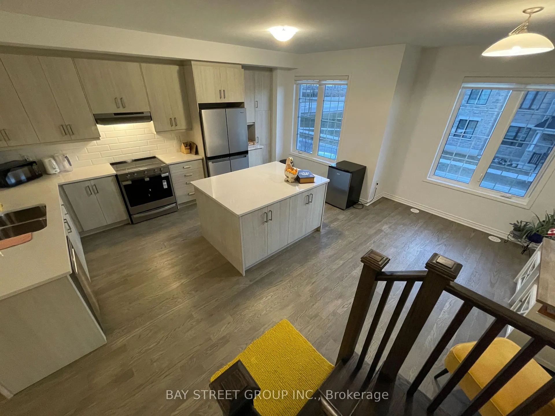 Photo 20 of 3095 Travertine Drive, Oakville, Northwest — HOMEH