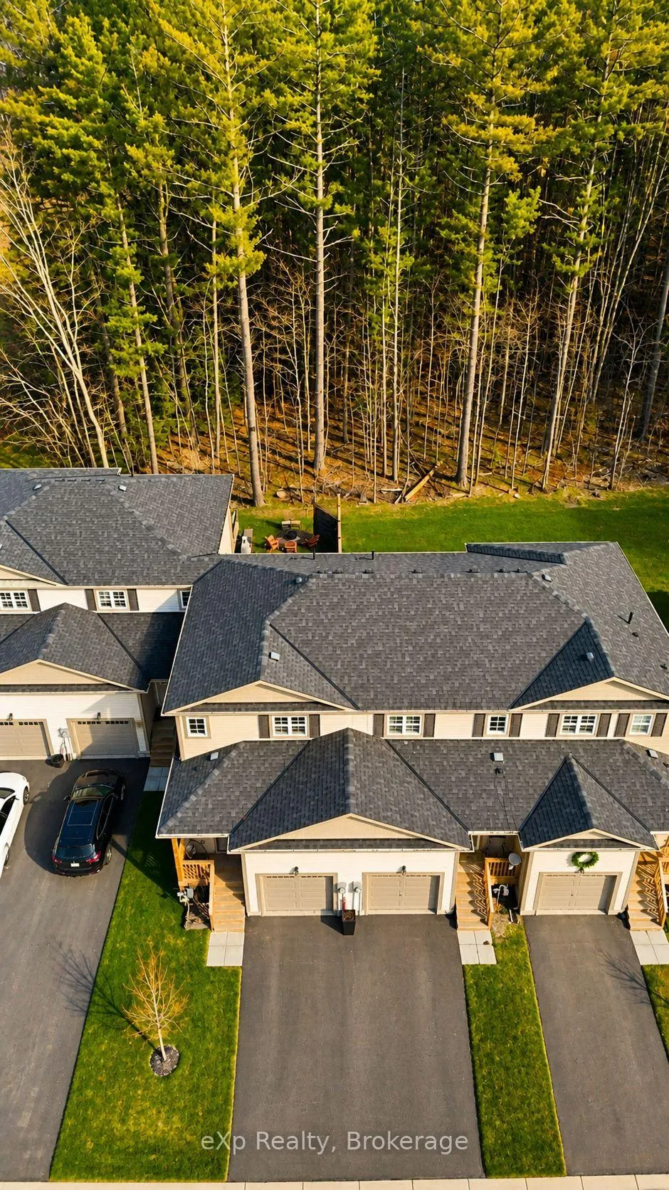 Photo 4 of 29 Nicole Park Place, Bracebridge, Macaulay — HOMEH