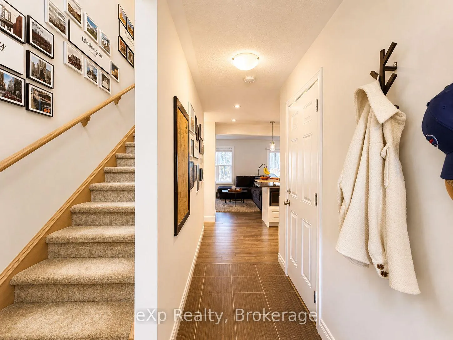 Photo 8 of 29 Nicole Park Place, Bracebridge, Macaulay — HOMEH