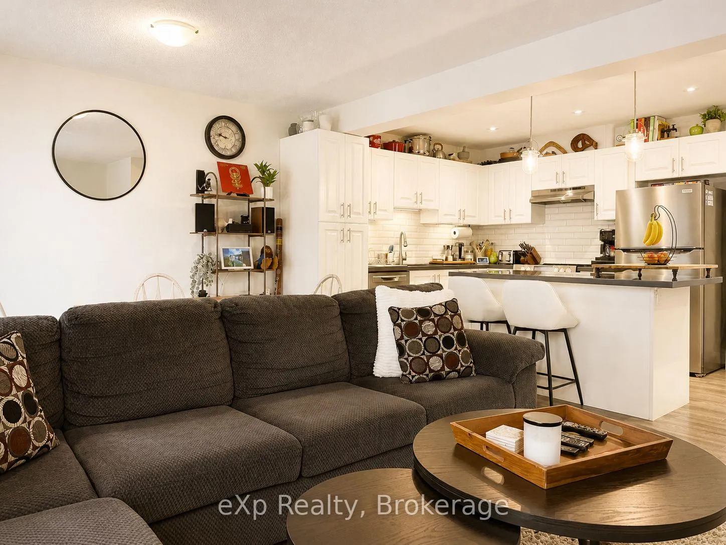 Photo 13 of 29 Nicole Park Place, Bracebridge, Macaulay — HOMEH