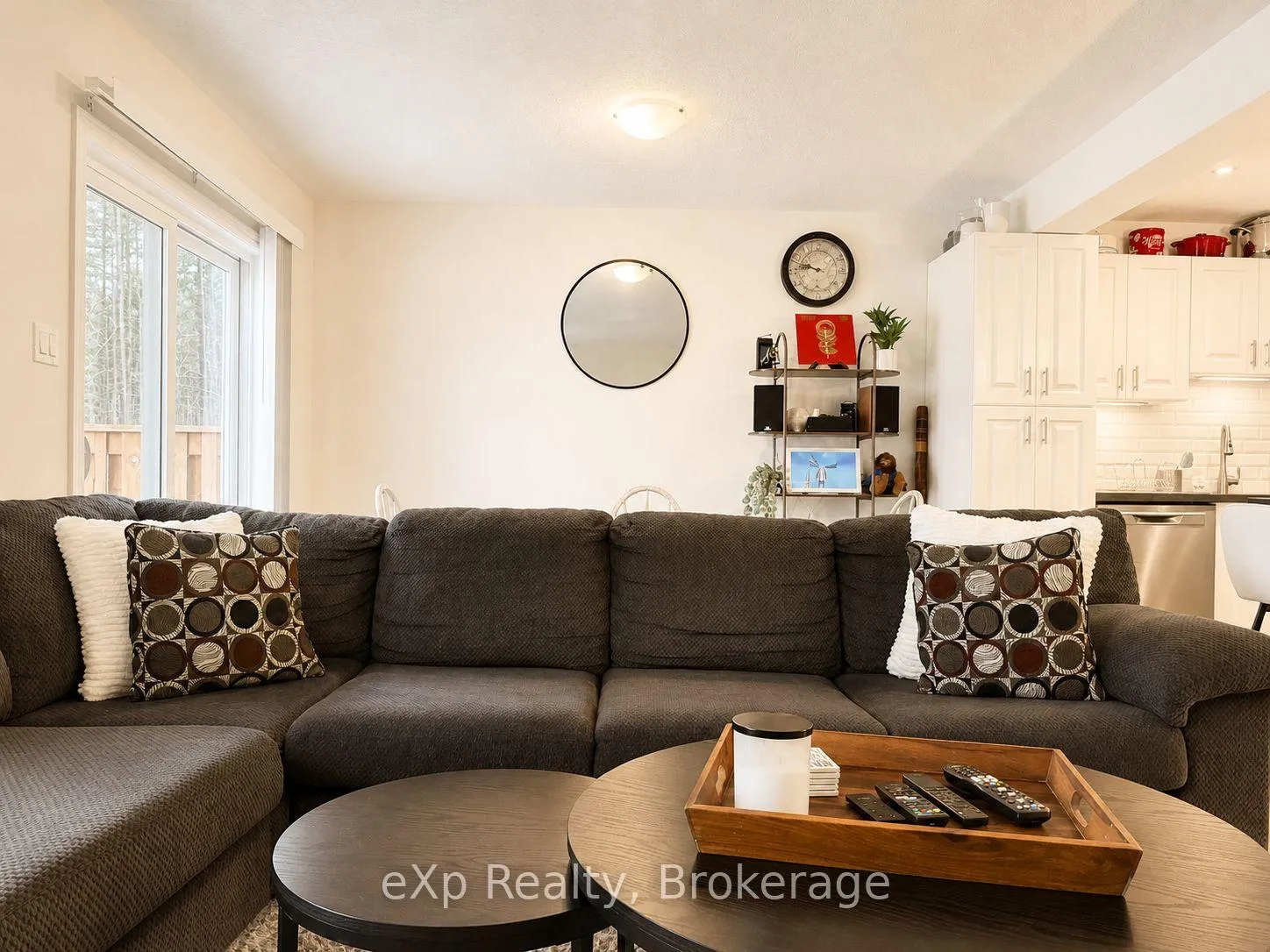 Photo 14 of 29 Nicole Park Place, Bracebridge, Macaulay — HOMEH