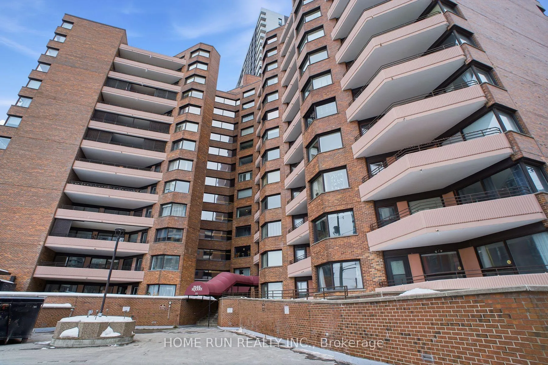 Photo 1 of Unit 104, 151 Bay Street, Ottawa, Ottawa Centre — HOMEH