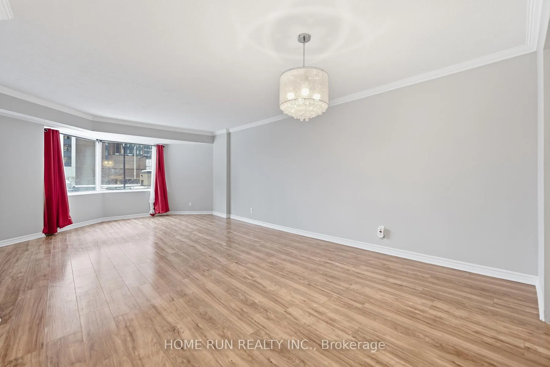 Photo 9 of Unit 104, 151 Bay Street, Ottawa, Ottawa Centre — HOMEH