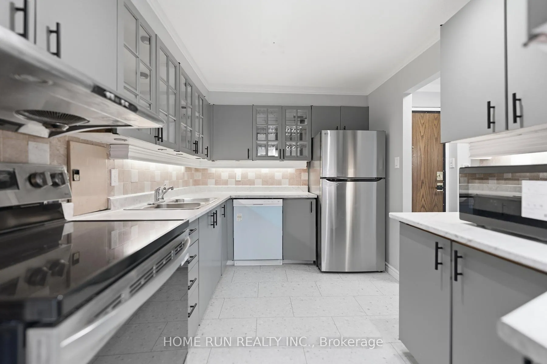 Photo 16 of Unit 104, 151 Bay Street, Ottawa, Ottawa Centre — HOMEH