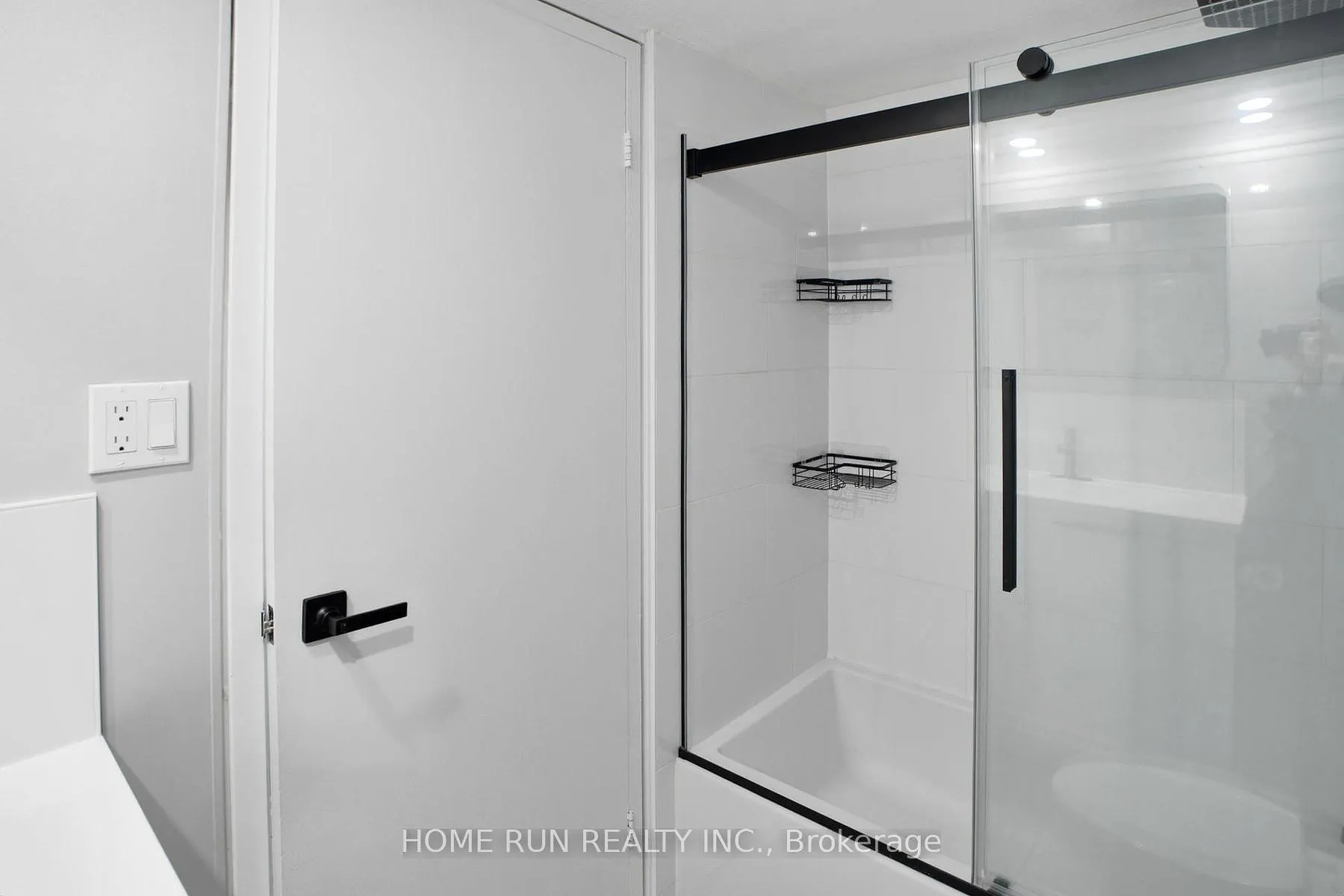 Photo 20 of Unit 104, 151 Bay Street, Ottawa, Ottawa Centre — HOMEH