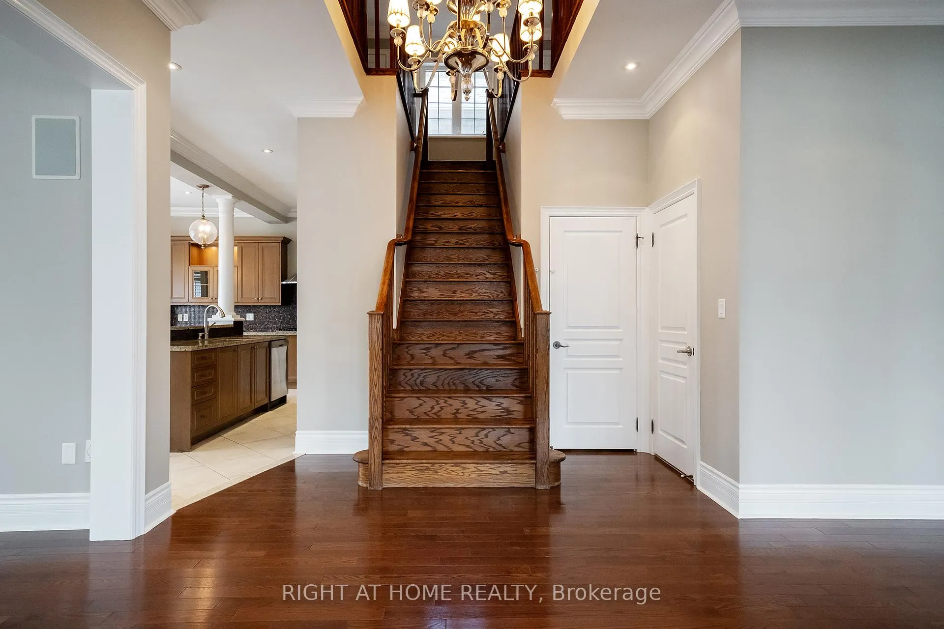 Photo 21 of 3353 Skipton Lane, Oakville, Bronte Creek — HOMEH