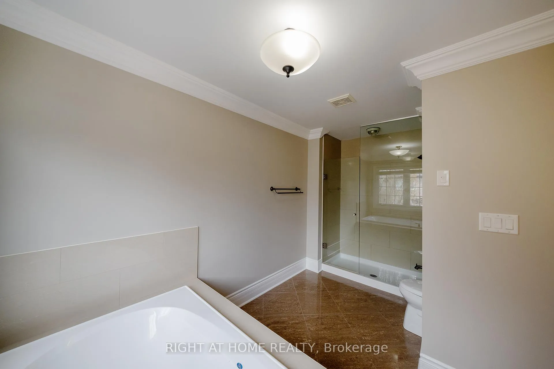 Photo 29 of 3353 Skipton Lane, Oakville, Bronte Creek — HOMEH