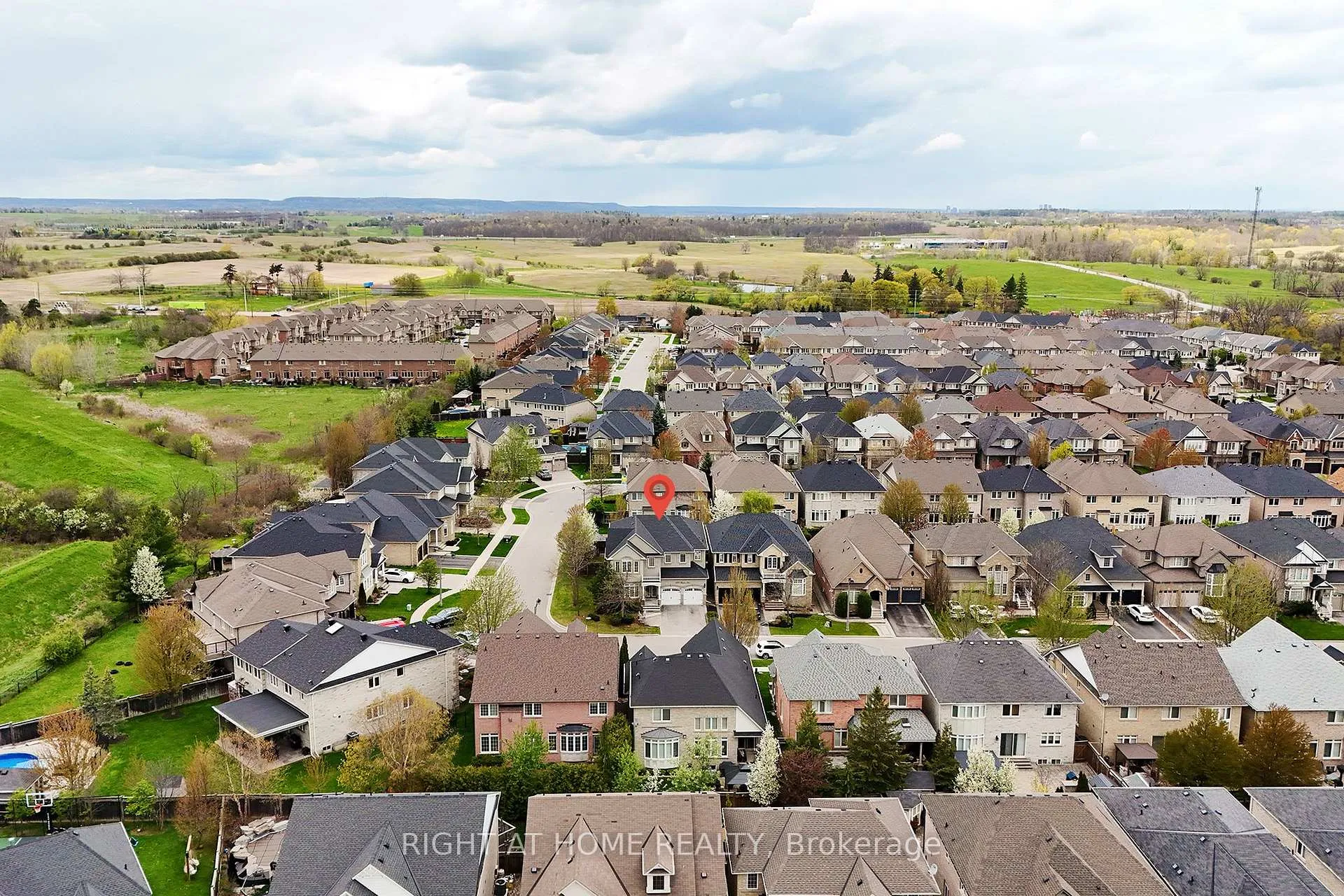 Photo 48 of 3353 Skipton Lane, Oakville, Bronte Creek — HOMEH