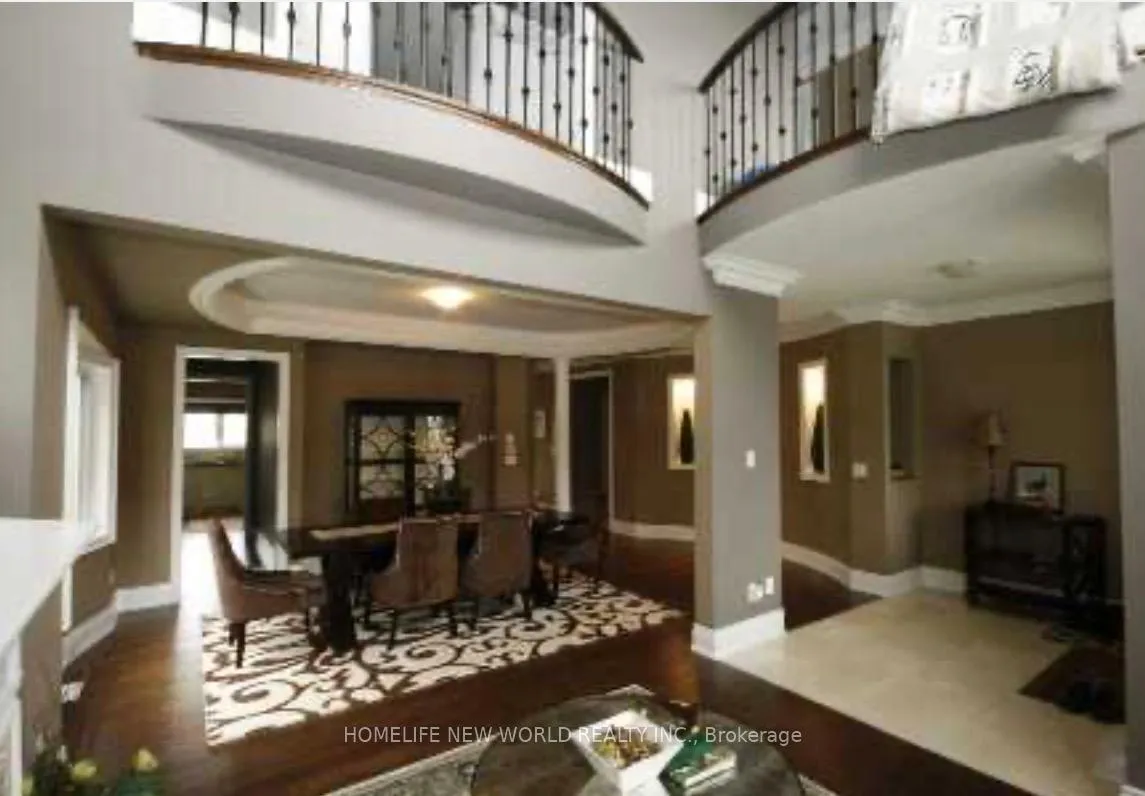 Photo 10 of 83 Kane Crescent, Aurora, Bayview Northeast — HOMEH