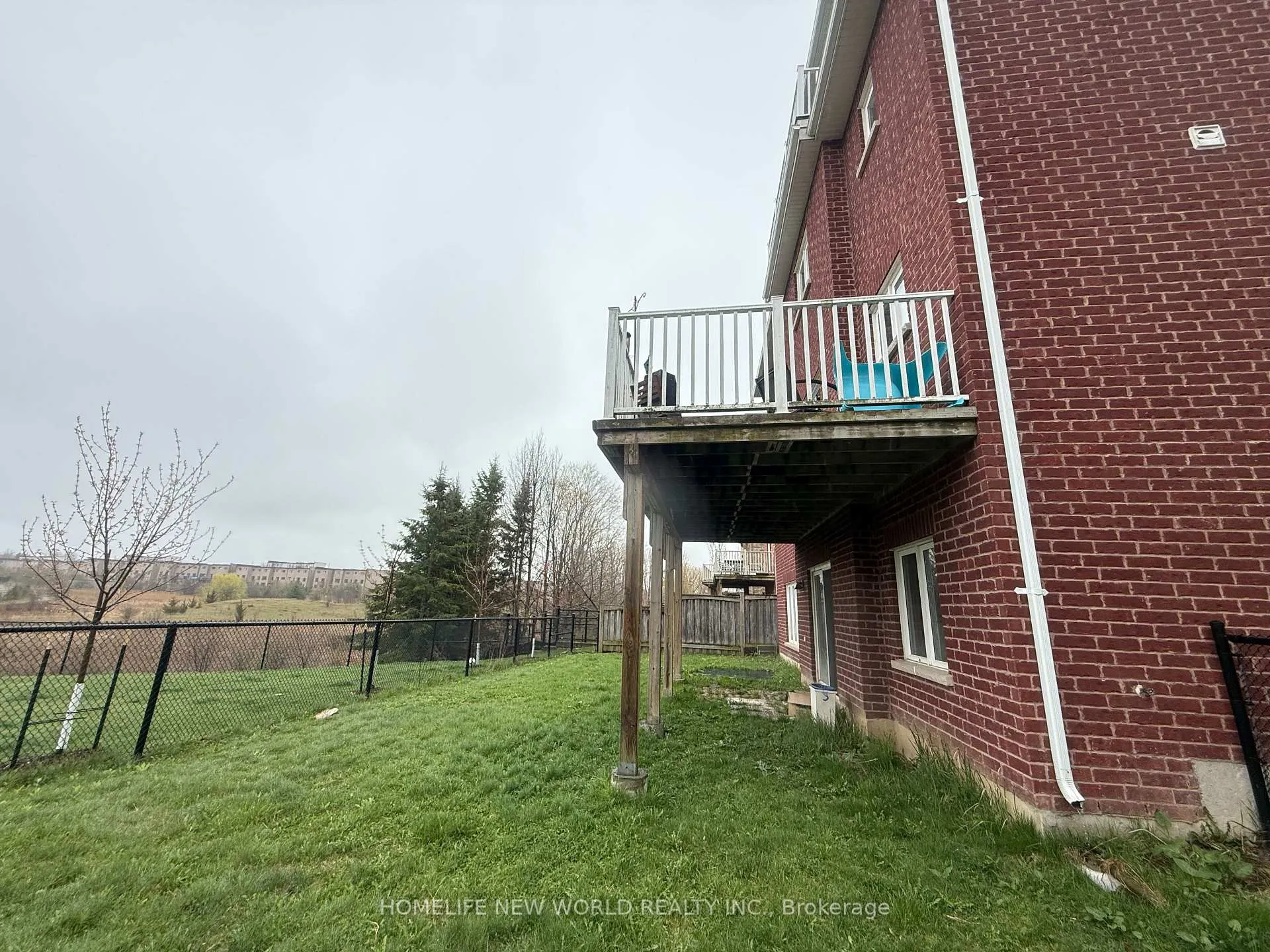 Photo 13 of 83 Kane Crescent, Aurora, Bayview Northeast — HOMEH