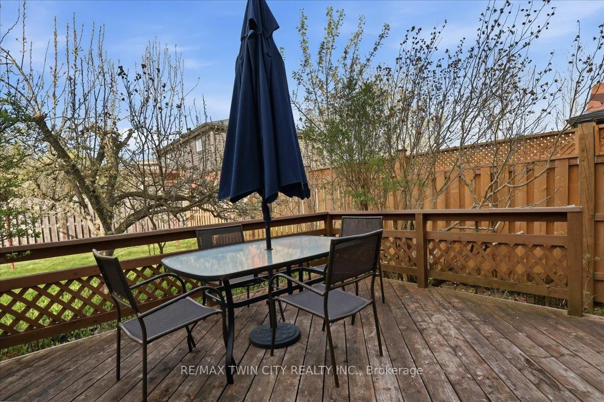 Photo 28 of 26 Robertson Crescent, Waterloo — HOMEH