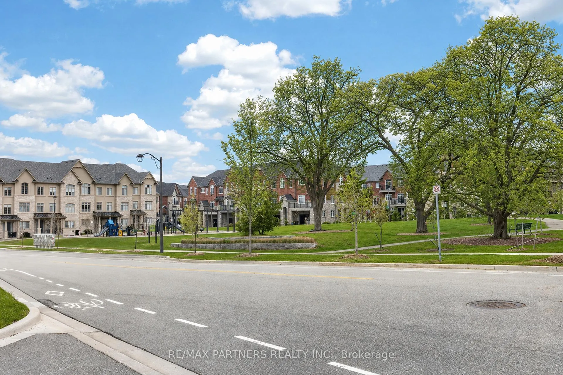 Photo 36 of 3 Fernhill Lane, Markham, Angus Glen — HOMEH