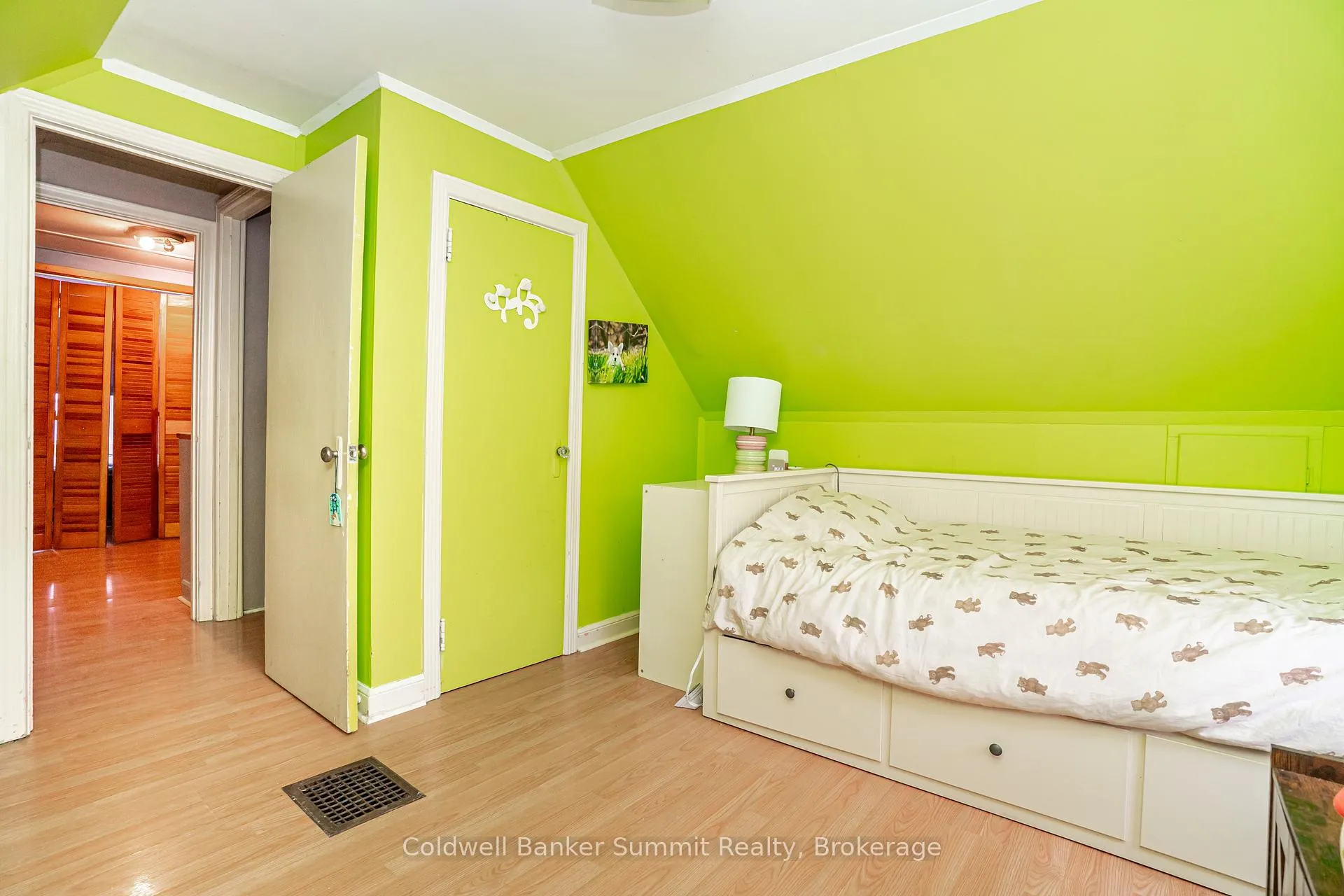 Photo 23 of 2123 Keele Street, North York, Beechborough-Greenbrook — HOMEH