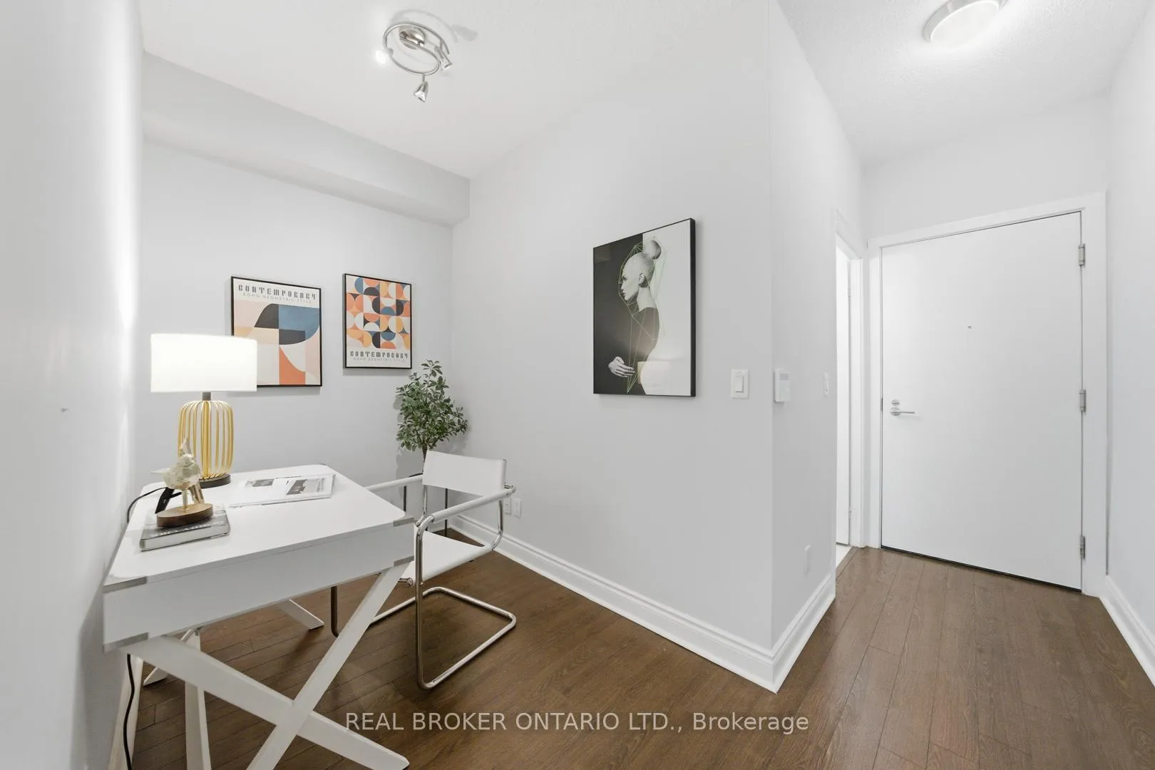 Photo 6 of Unit 2608, 28 Ted Rogers Way, Toronto, Church-Yonge Corridor — HOMEH