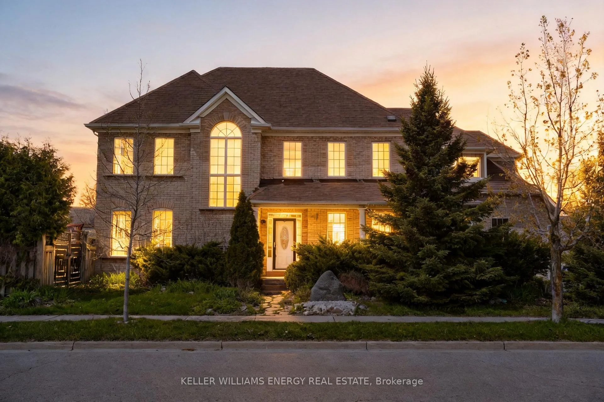 Photo 1 of 51 Divine Drive, Whitby, Rolling Acres — HOMEH