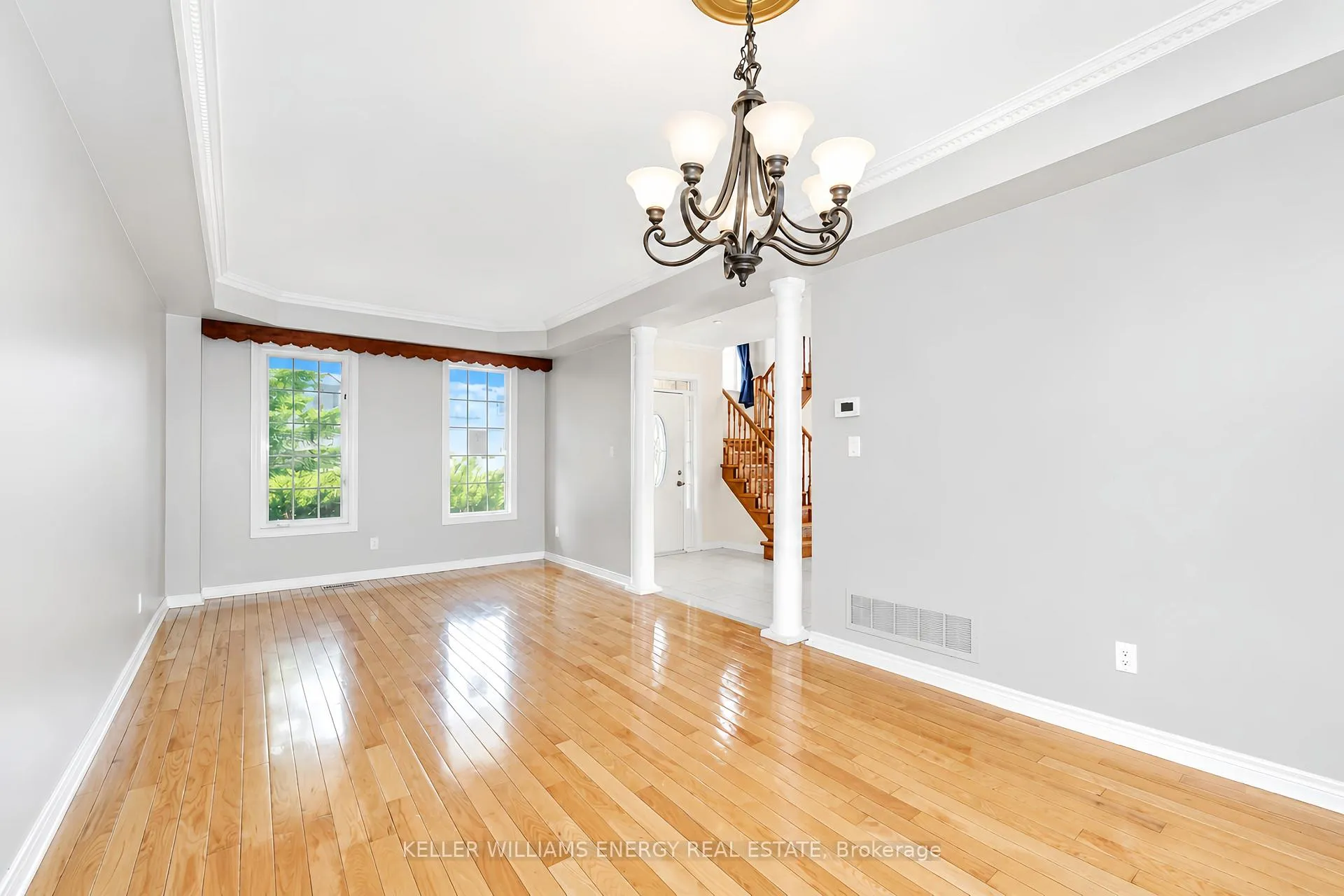 Photo 11 of 51 Divine Drive, Whitby, Rolling Acres — HOMEH