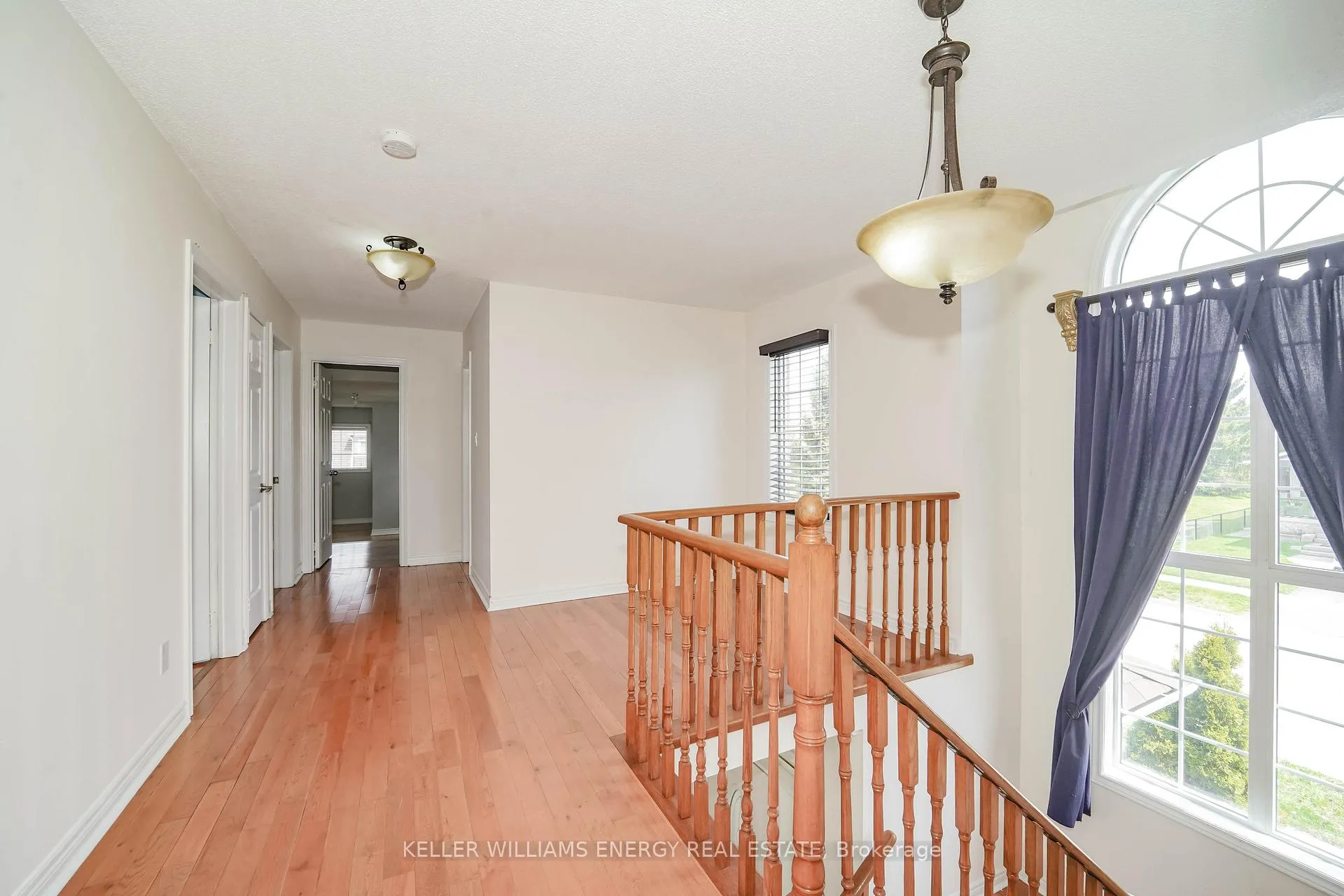 Photo 13 of 51 Divine Drive, Whitby, Rolling Acres — HOMEH