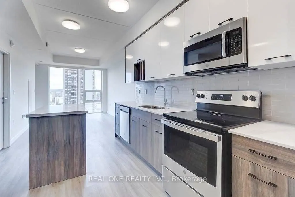 Photo 10 of Unit 1706, 49 Walnut Street S, Hamilton, Corktown — HOMEH