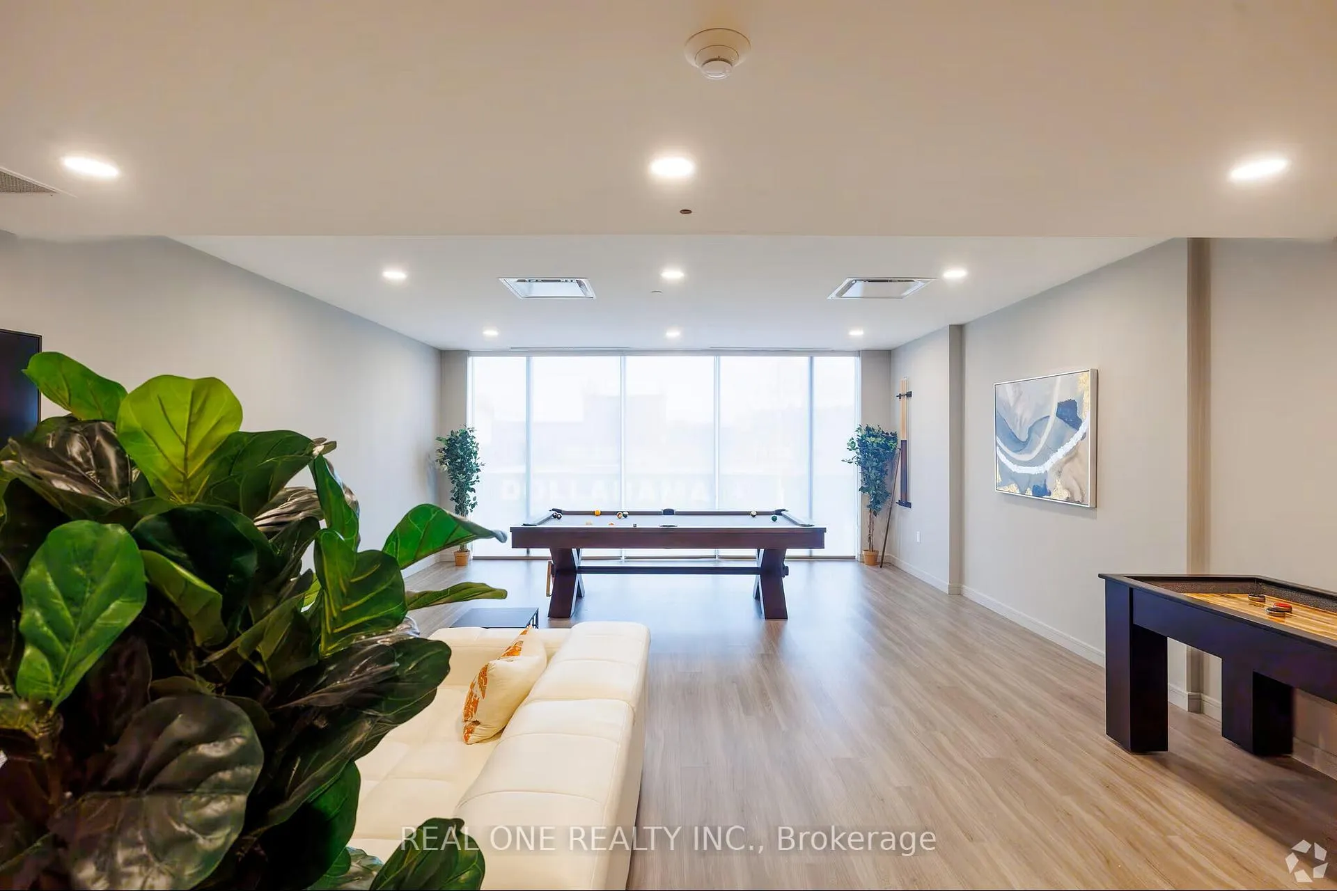 Photo 33 of Unit 1706, 49 Walnut Street S, Hamilton, Corktown — HOMEH