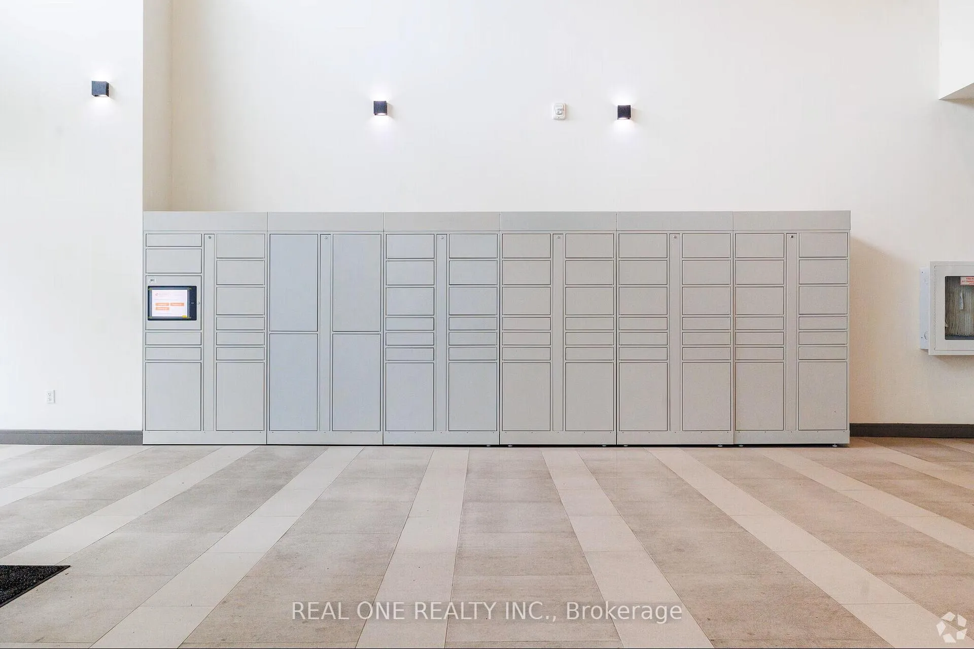 Photo 37 of Unit 1706, 49 Walnut Street S, Hamilton, Corktown — HOMEH