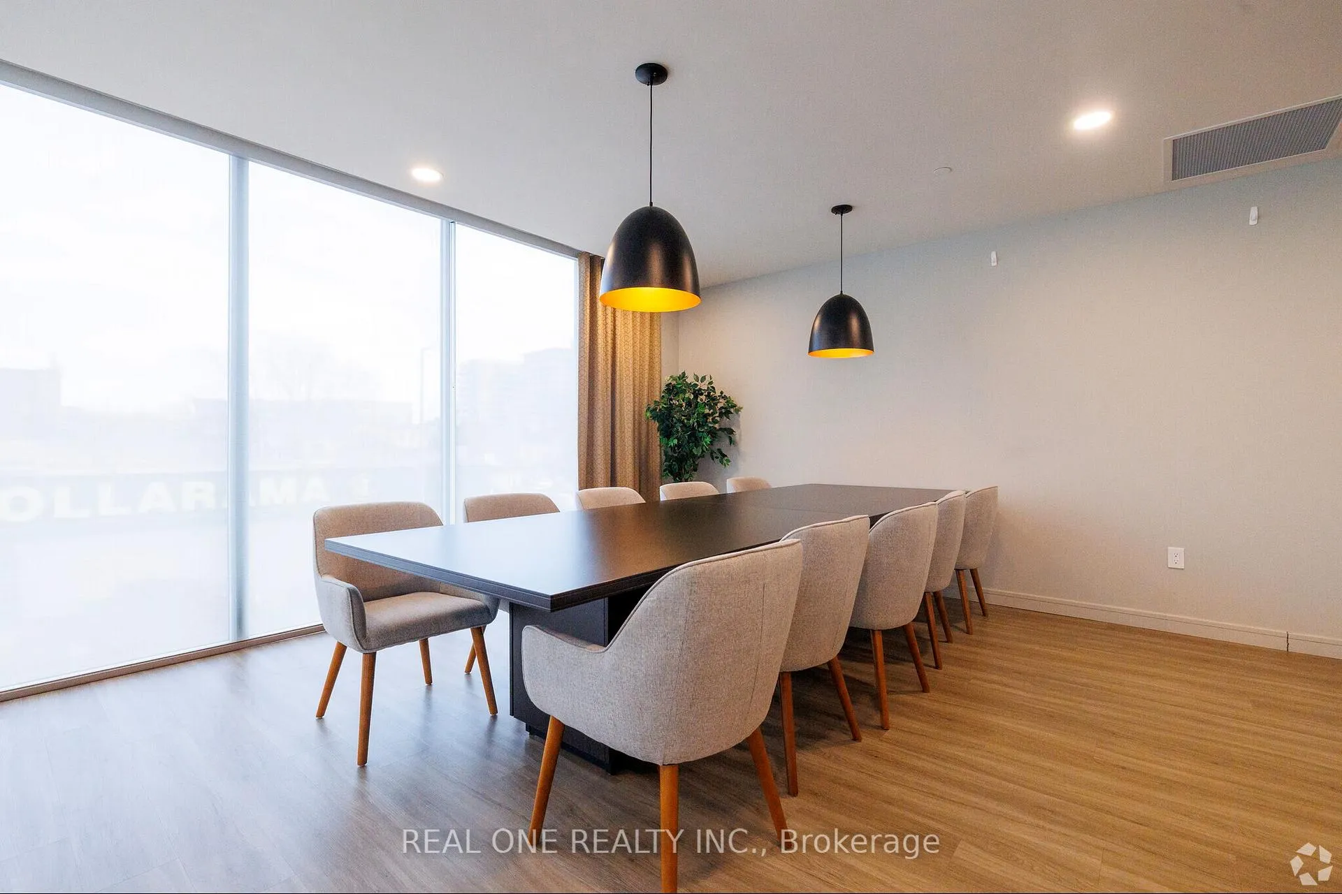 Photo 43 of Unit 1706, 49 Walnut Street S, Hamilton, Corktown — HOMEH