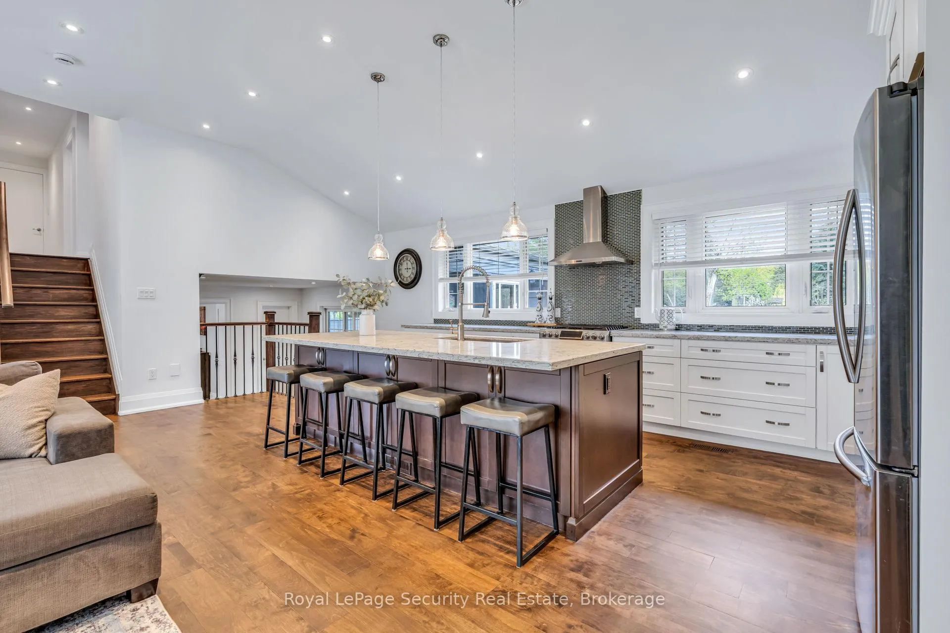Photo 13 of 11310 Trafalgar Road, Halton Hills, Stewarttown — HOMEH