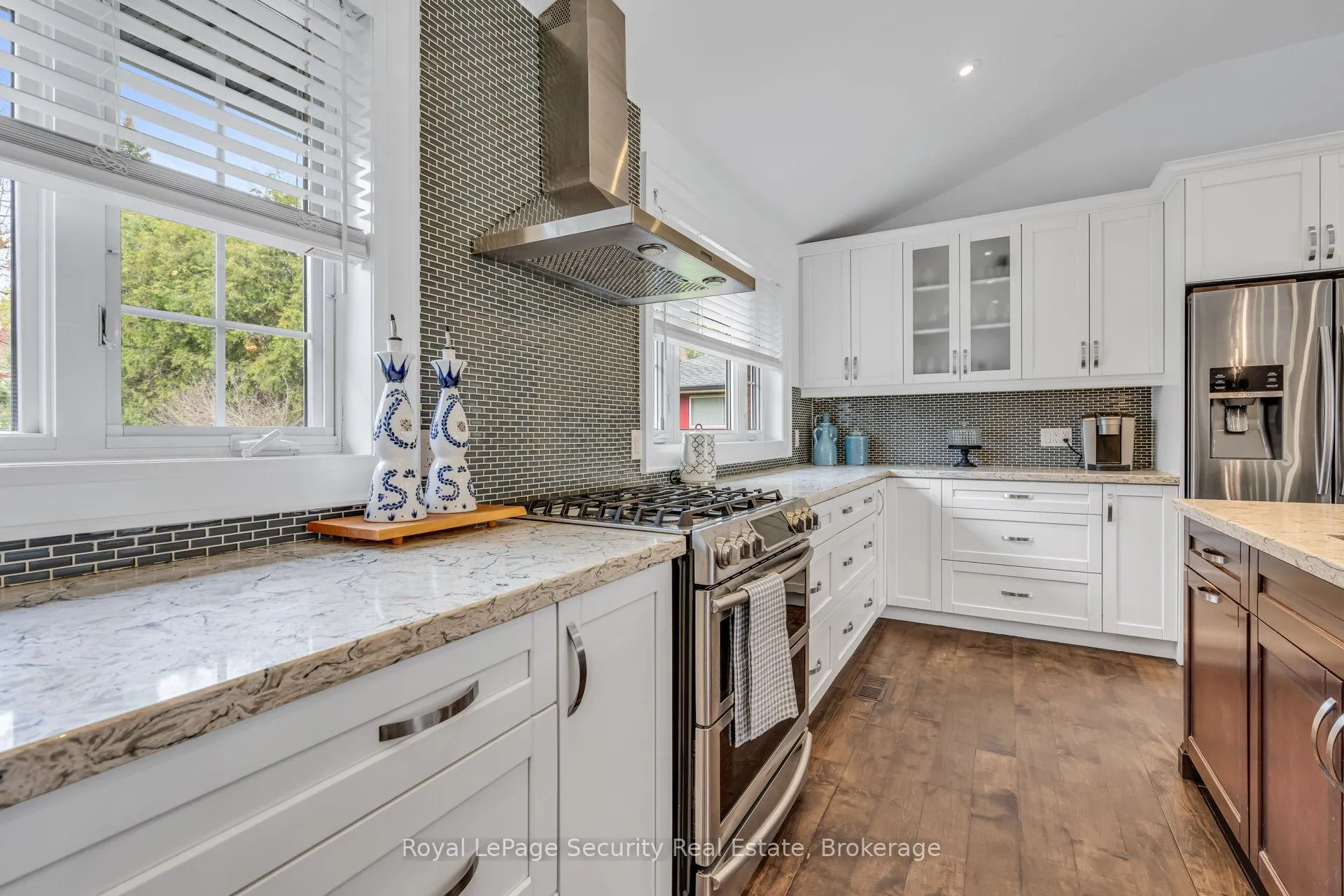 Photo 15 of 11310 Trafalgar Road, Halton Hills, Stewarttown — HOMEH