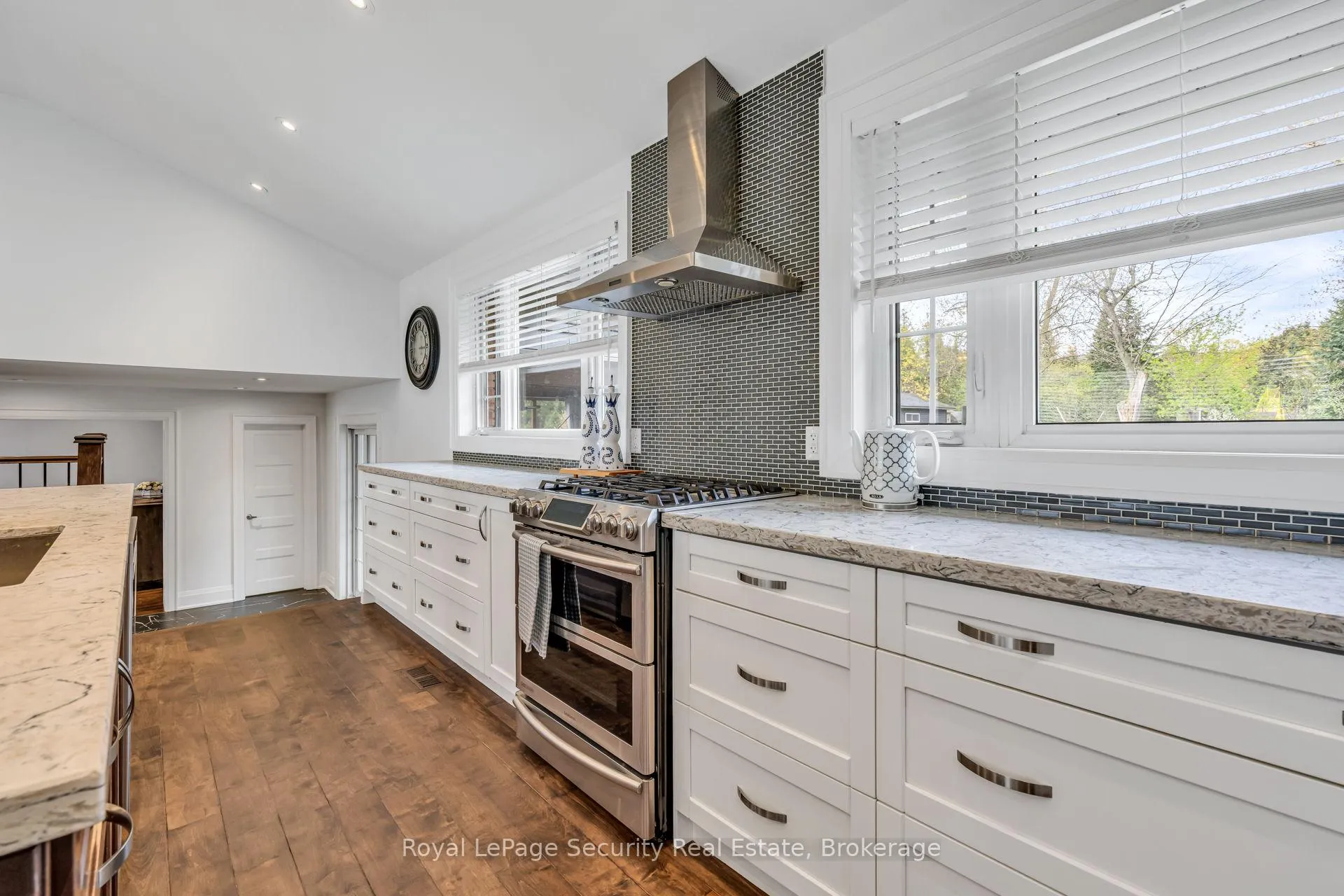 Photo 17 of 11310 Trafalgar Road, Halton Hills, Stewarttown — HOMEH