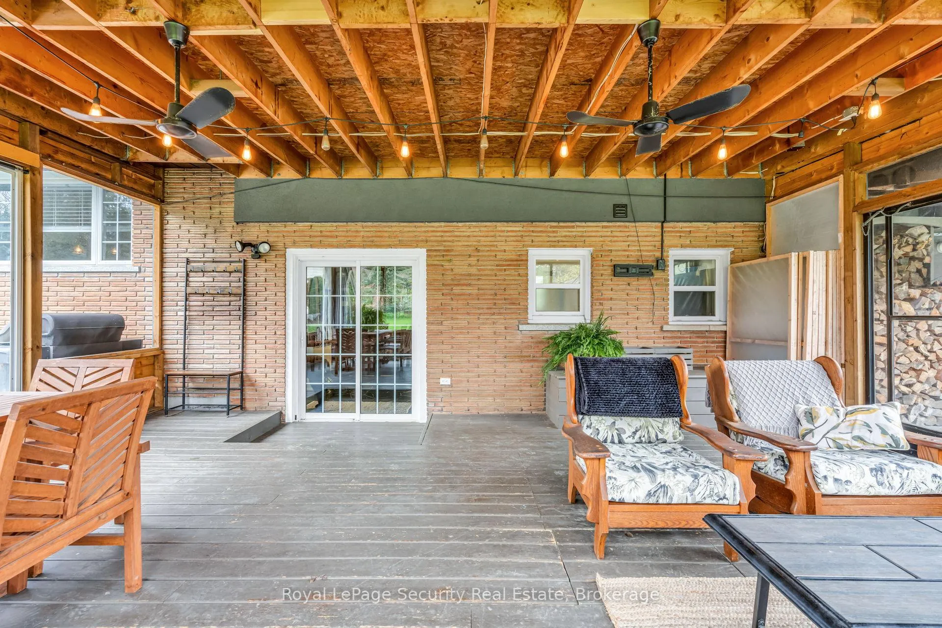 Photo 32 of 11310 Trafalgar Road, Halton Hills, Stewarttown — HOMEH