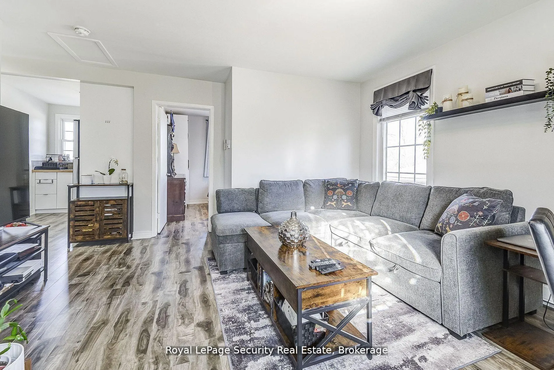 Photo 38 of 11310 Trafalgar Road, Halton Hills, Stewarttown — HOMEH