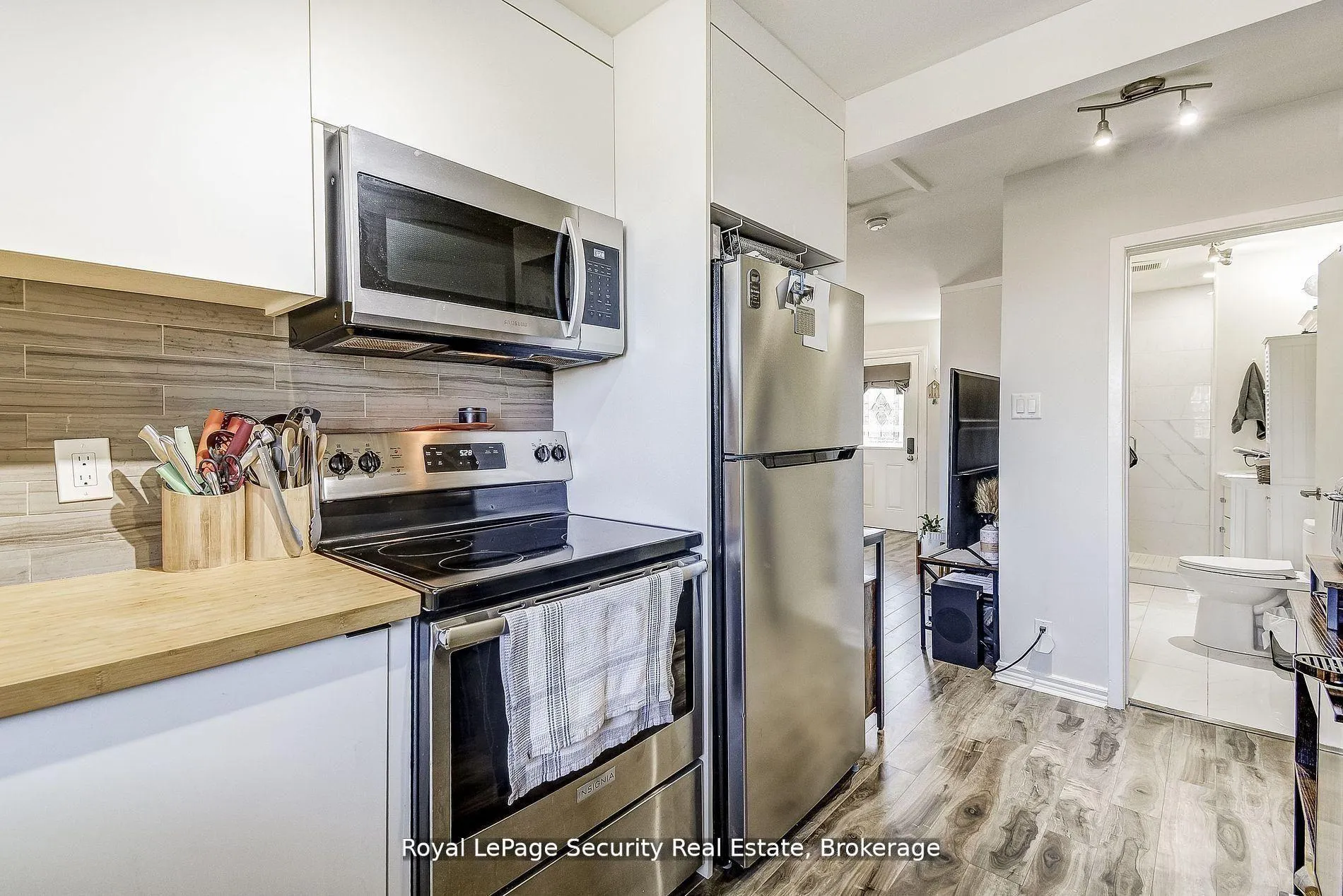 Photo 40 of 11310 Trafalgar Road, Halton Hills, Stewarttown — HOMEH