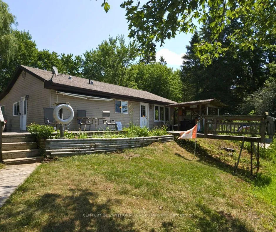 Photo 5 of 133 Carleton Cove, Belleville, Thurlow Ward — HOMEH