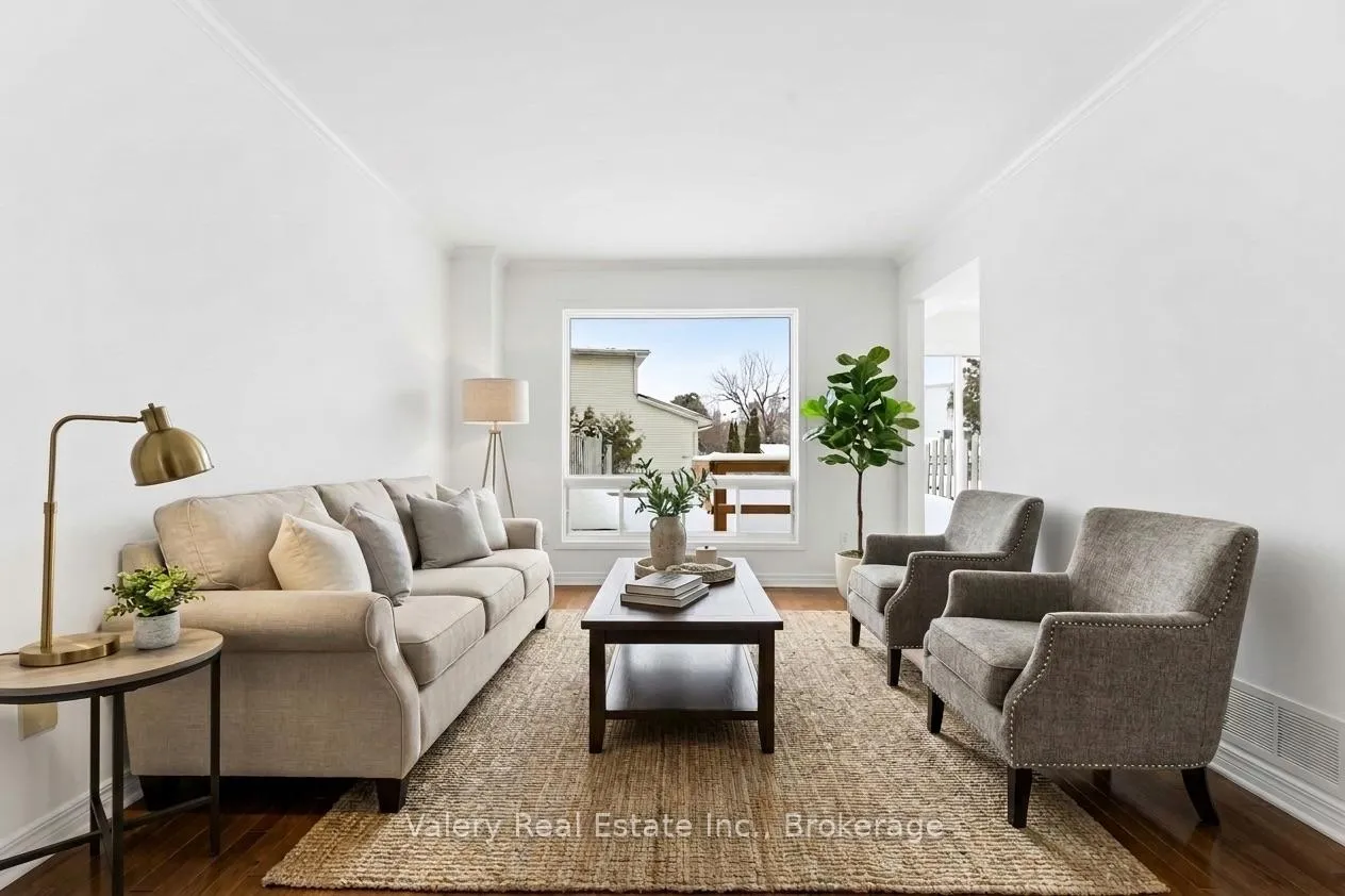 Photo 9 of 62 Astoria Crescent, Ottawa, Barrhaven East — HOMEH