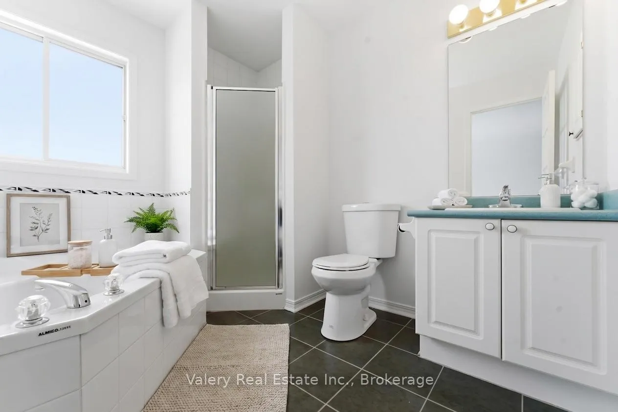 Photo 20 of 62 Astoria Crescent, Ottawa, Barrhaven East — HOMEH